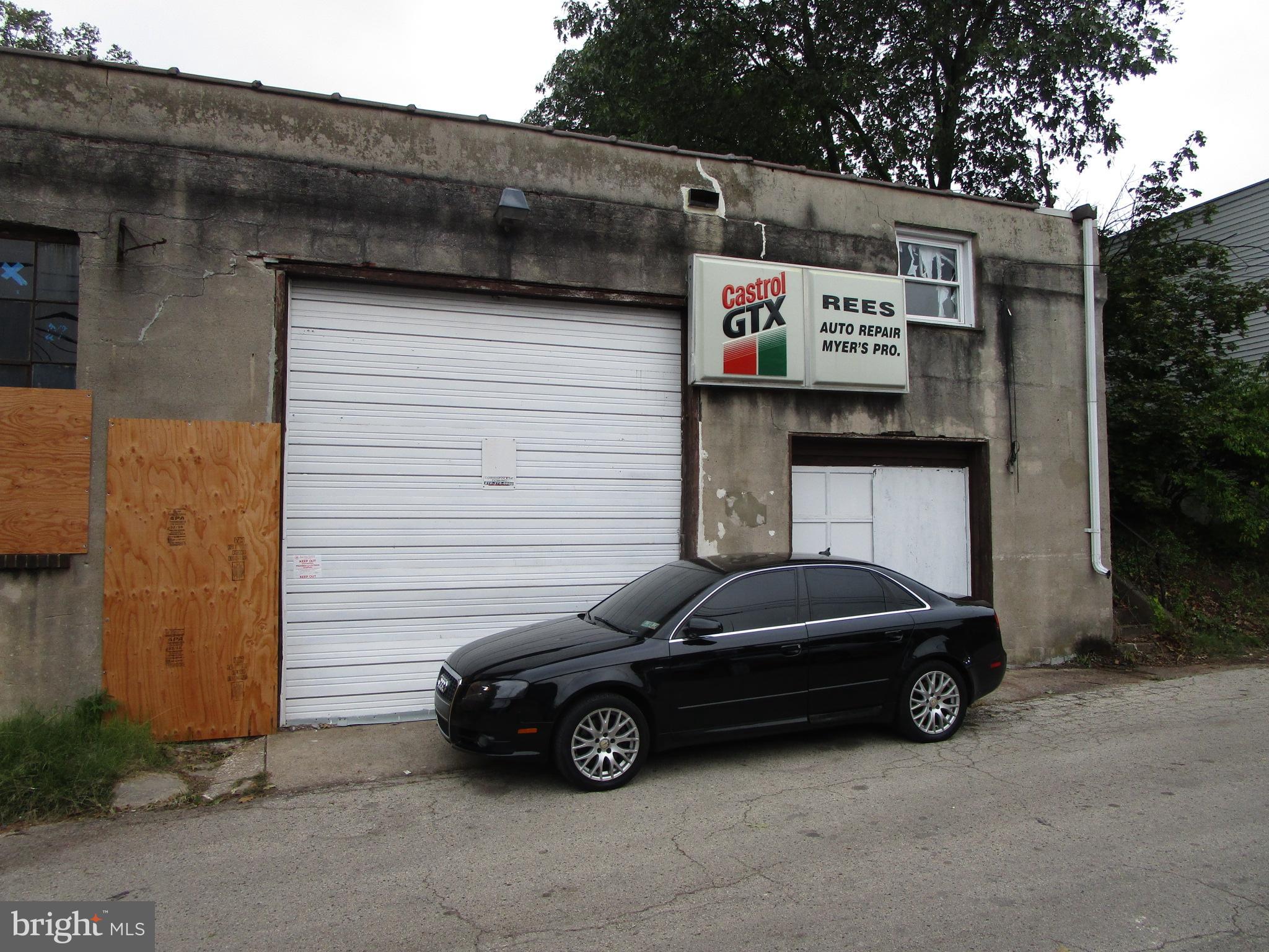 NORRISTOWN - Residential