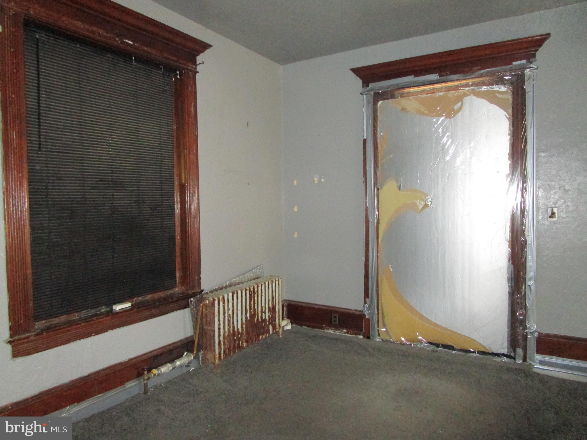 NORRISTOWN - Residential