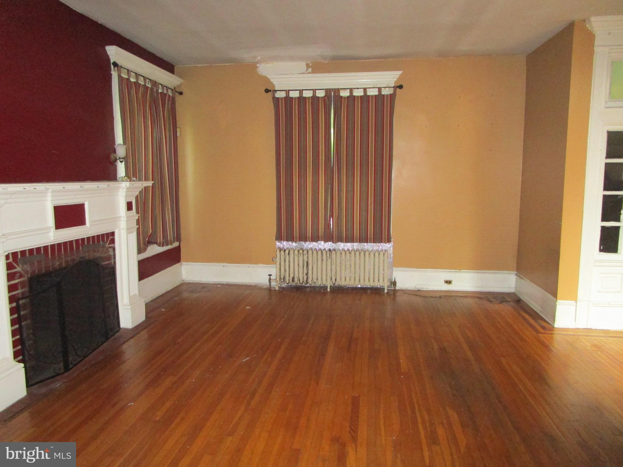 NORRISTOWN - Residential