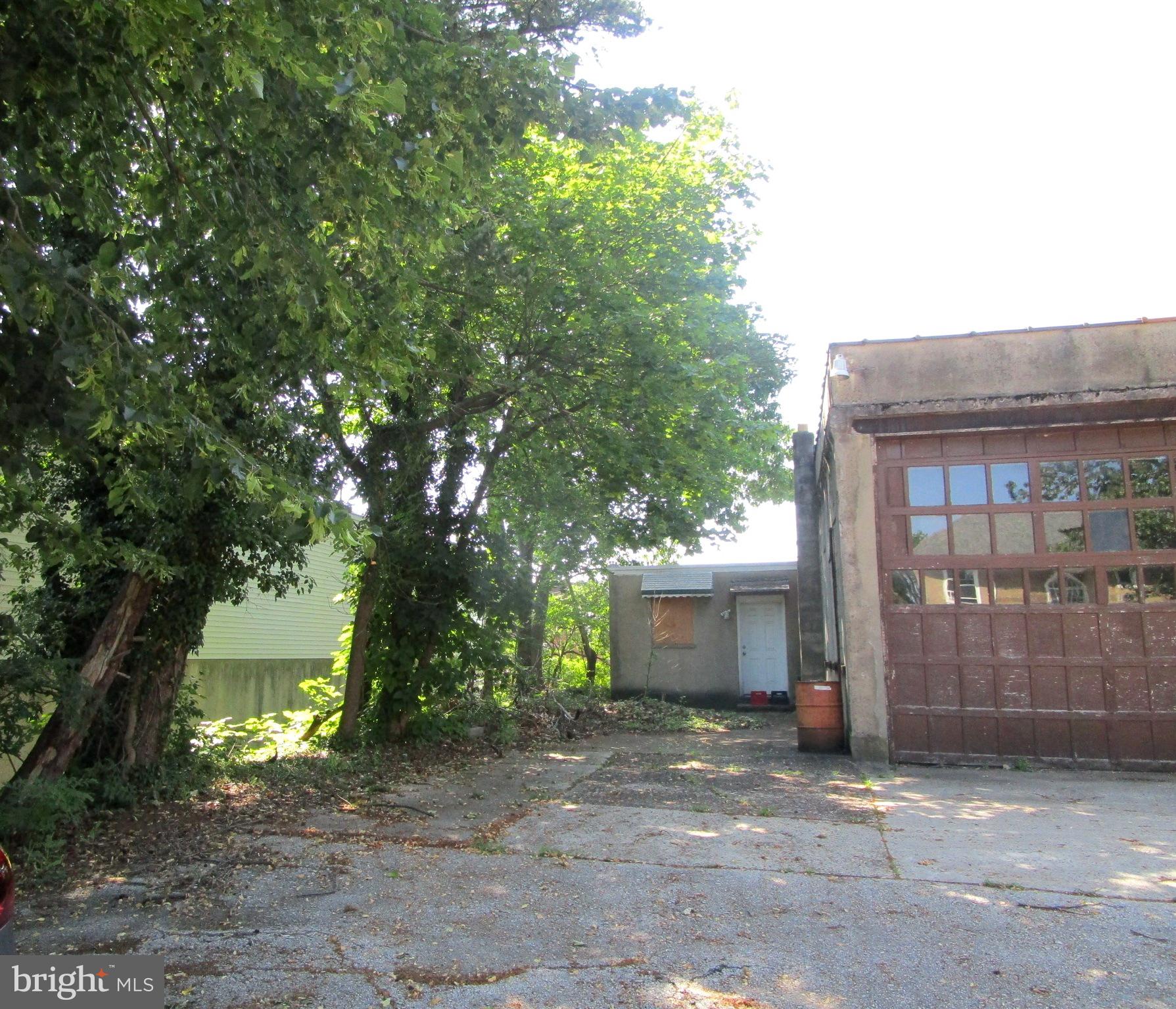 NORRISTOWN - Residential