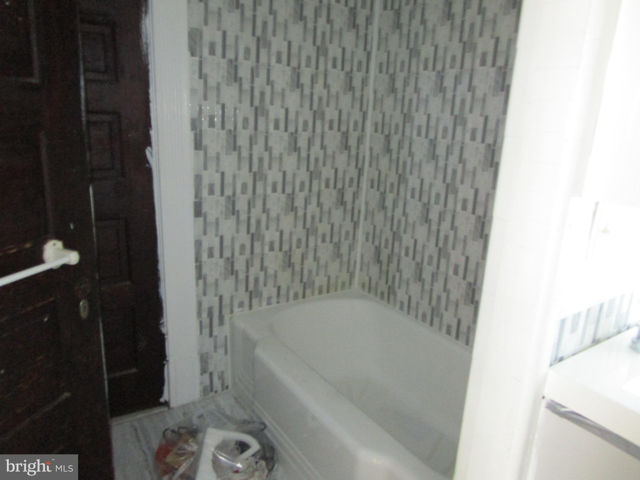 NORRISTOWN - Residential