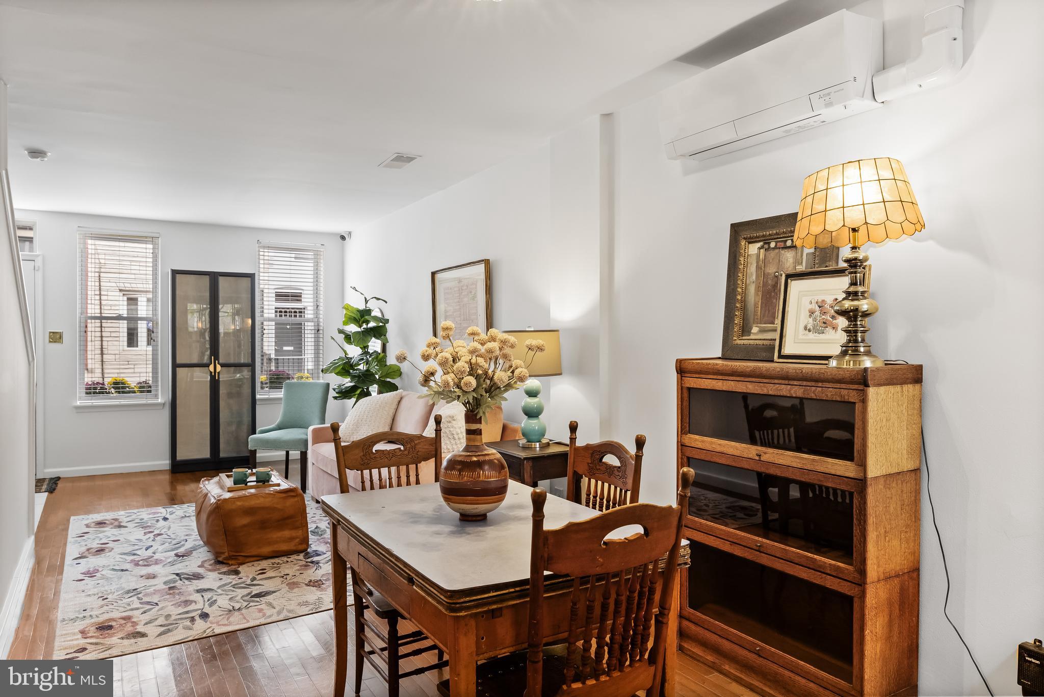 POINT BREEZE - Residential