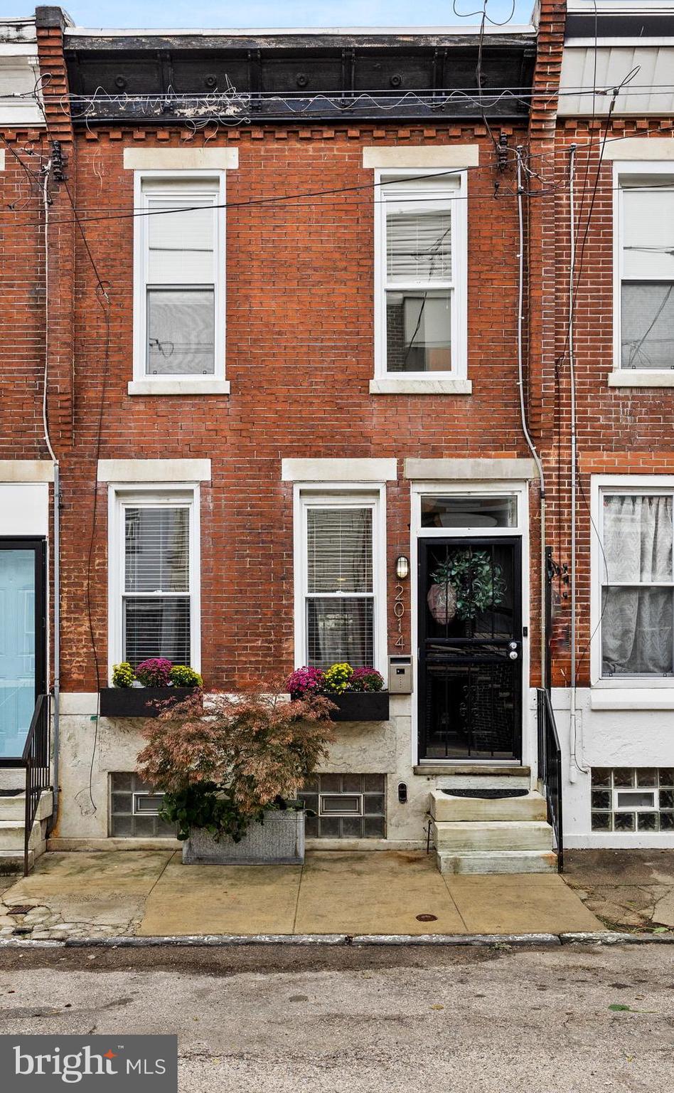 POINT BREEZE - Residential