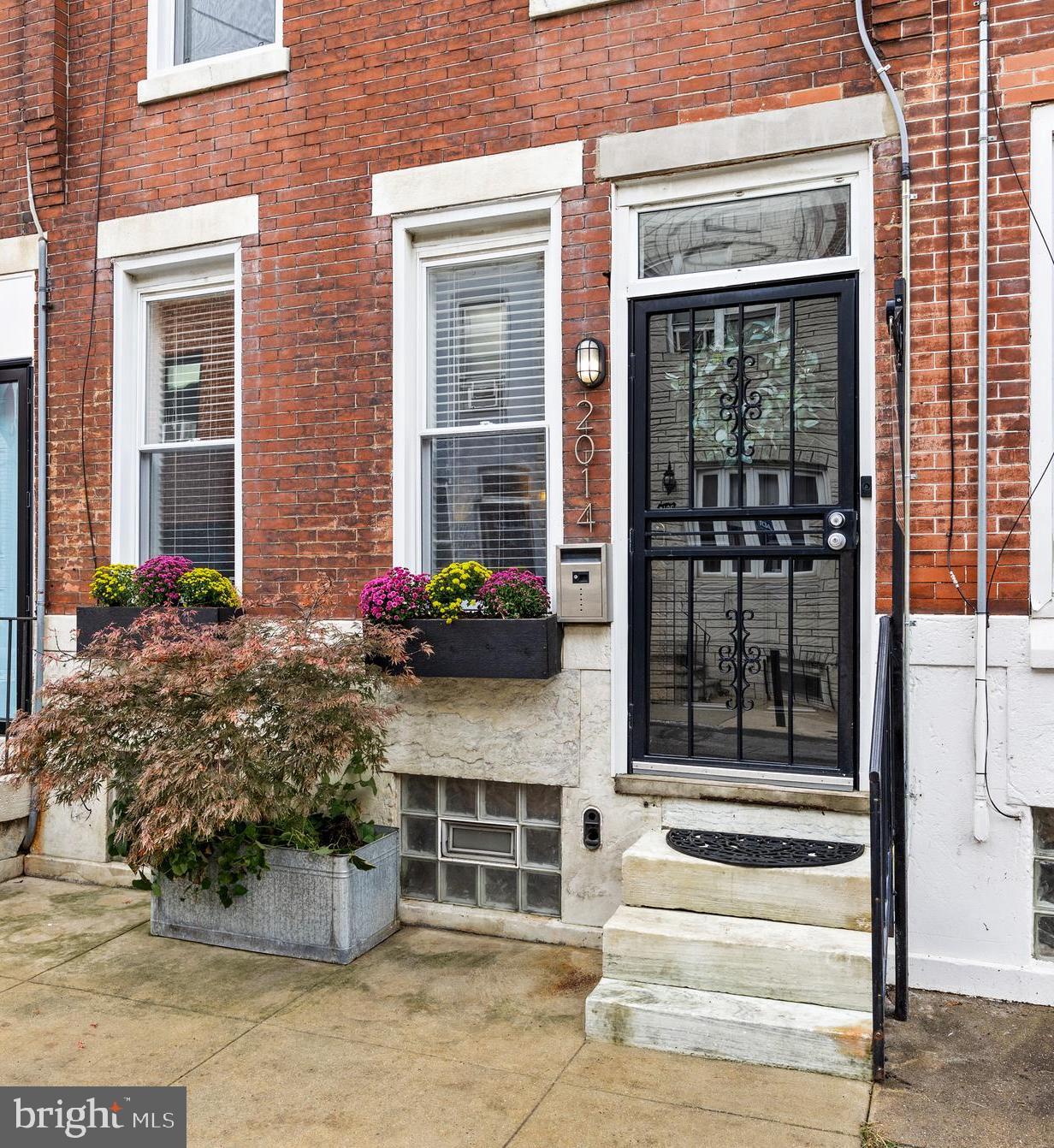 POINT BREEZE - Residential