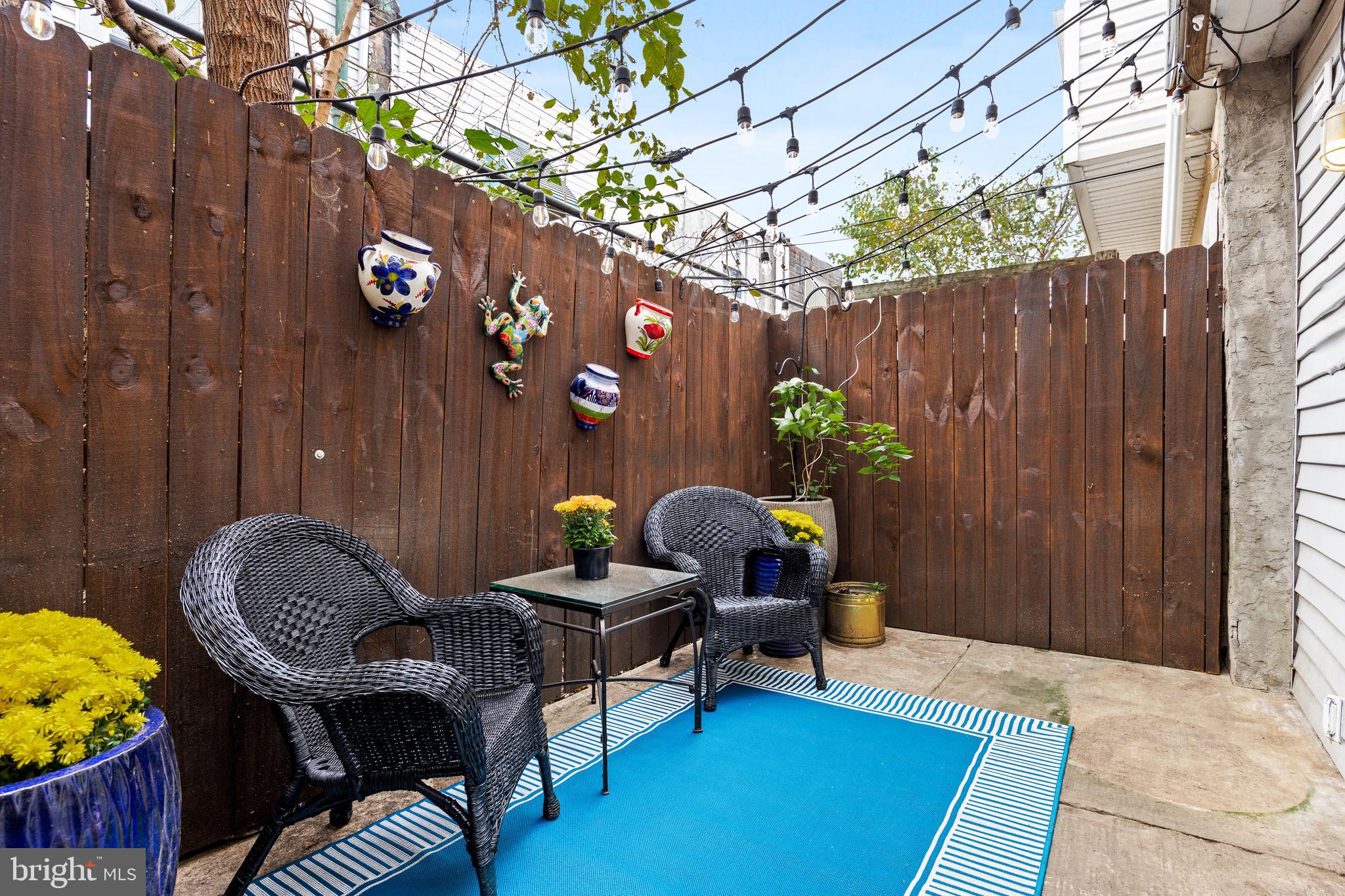 POINT BREEZE - Residential