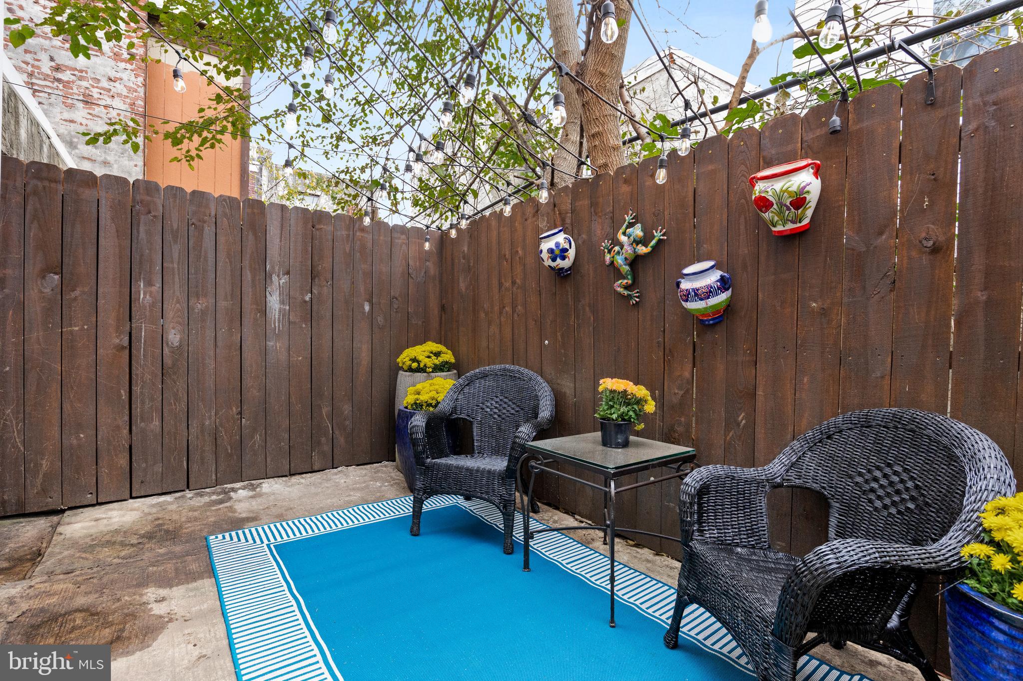 POINT BREEZE - Residential