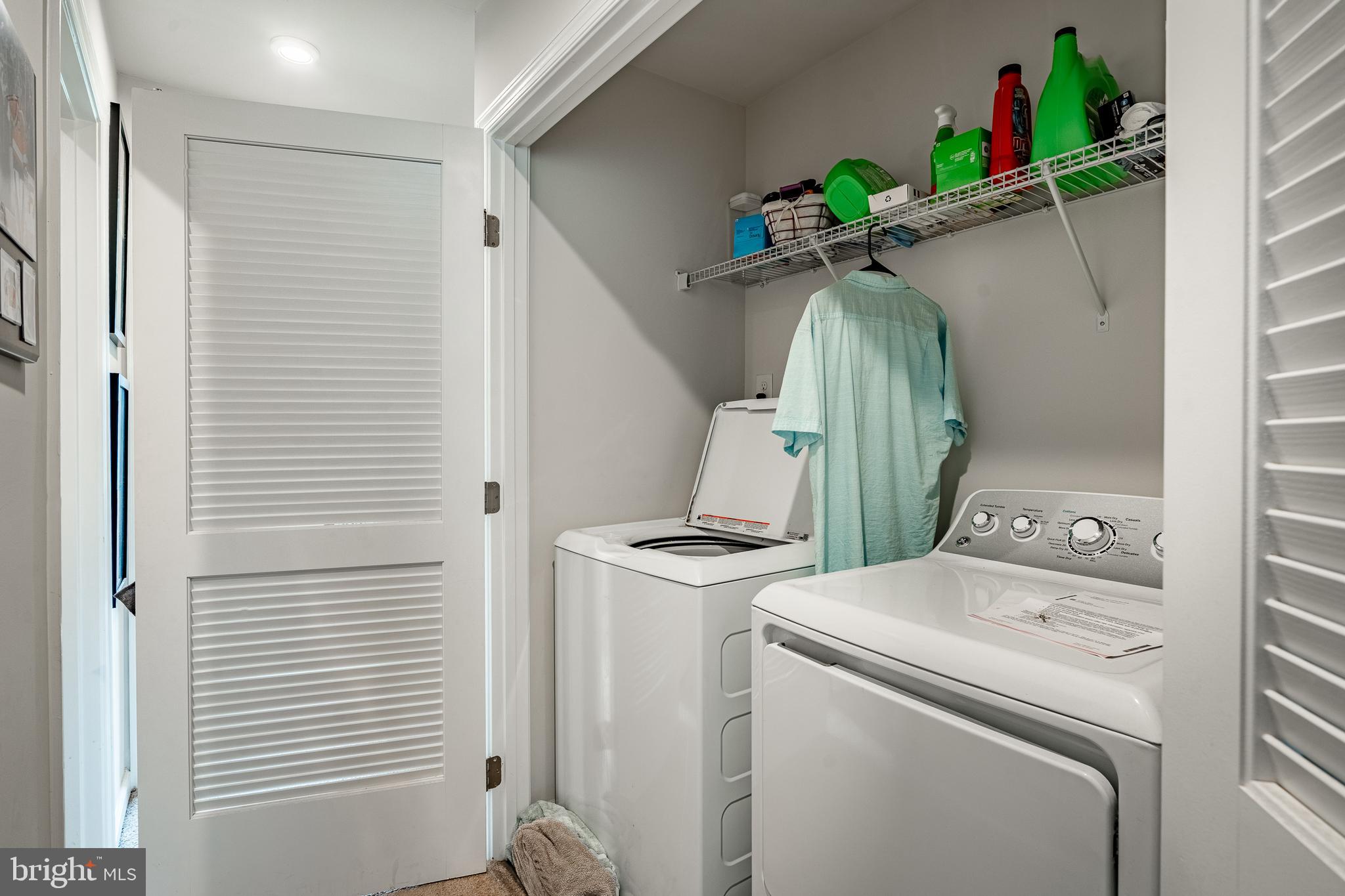 SANATOGA CROSSING - Residential