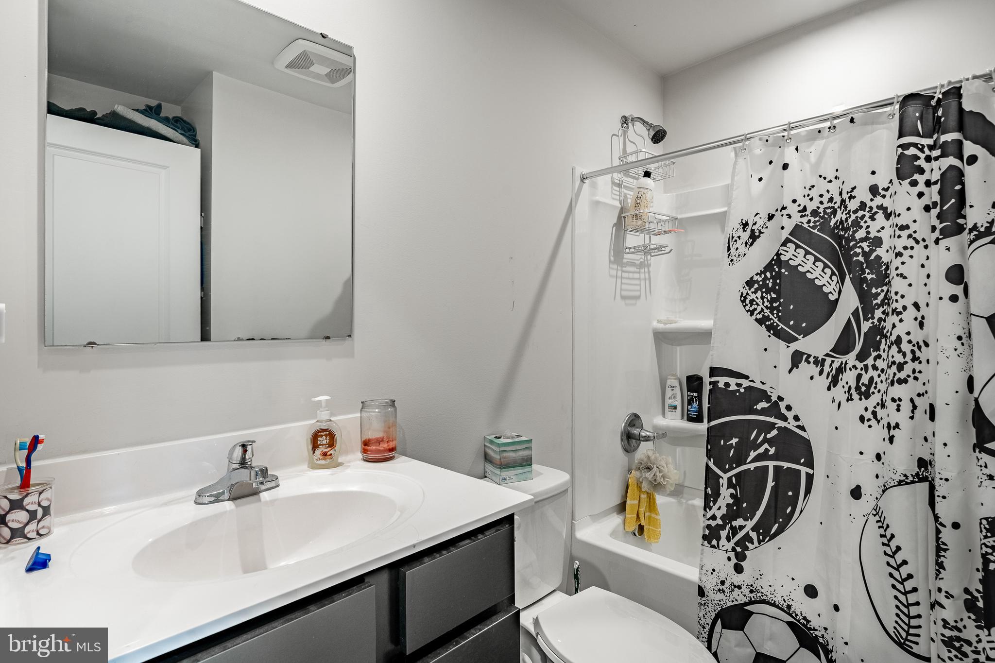 SANATOGA CROSSING - Residential