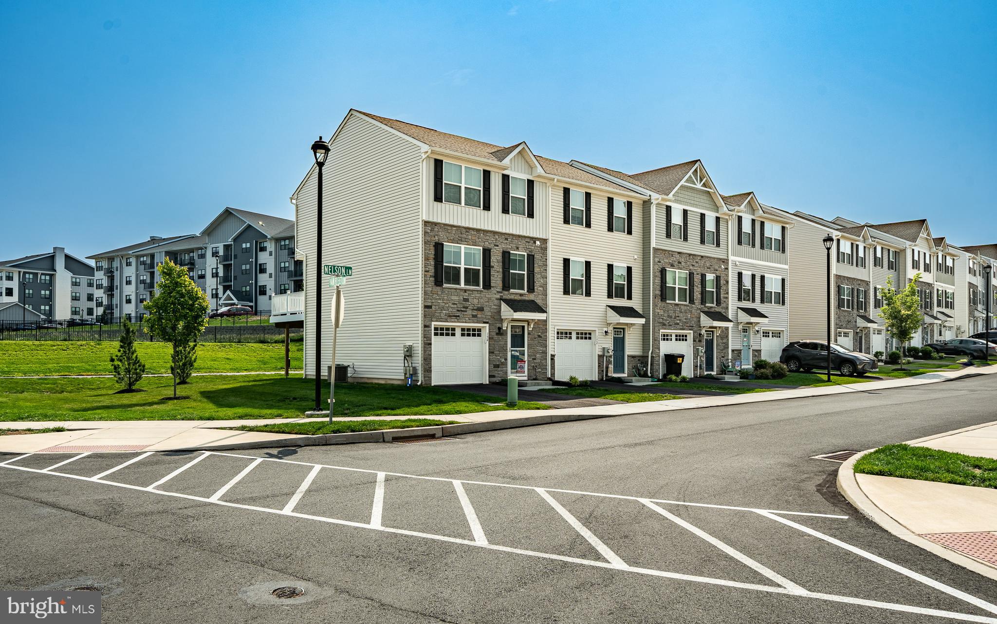 SANATOGA CROSSING - Residential