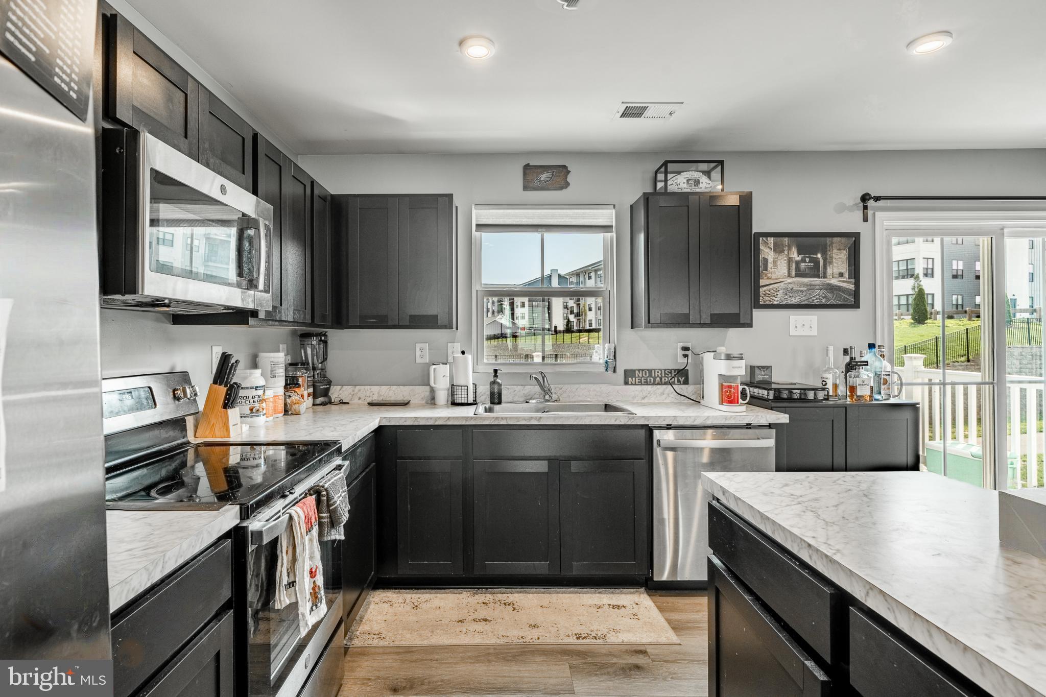 SANATOGA CROSSING - Residential