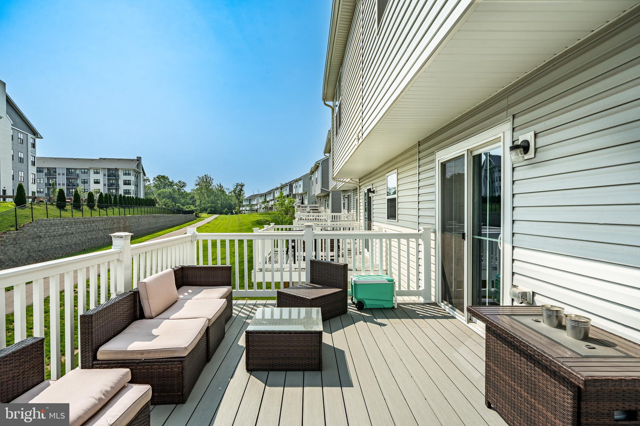 SANATOGA CROSSING - Residential