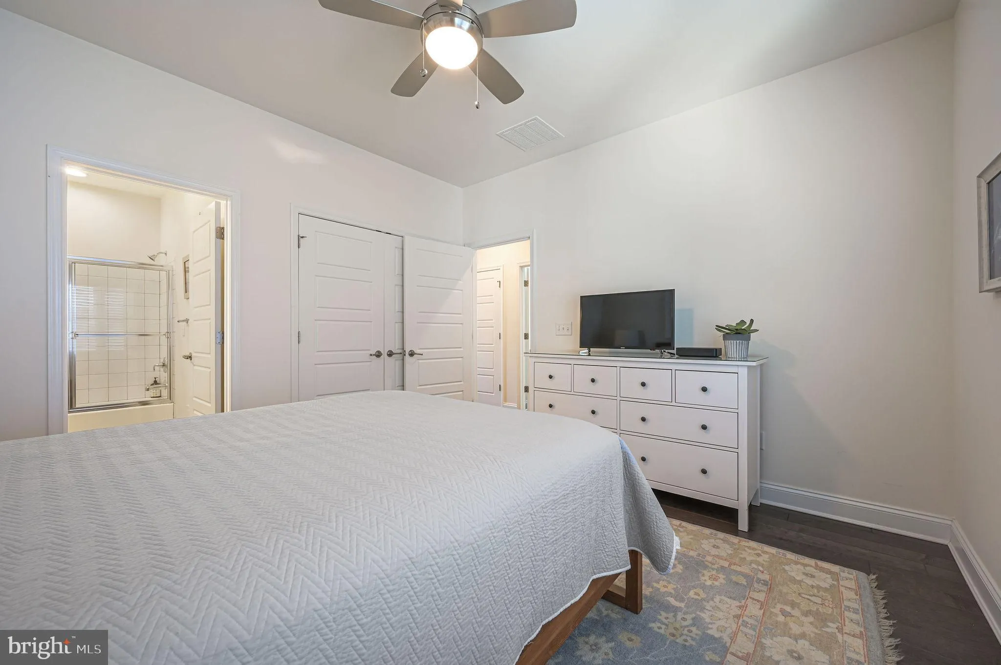 Rehoboth Beach, Delaware 19971, United States, 6 Bedrooms Bedrooms, ,6 BathroomsBathrooms,Residential,Active,103574