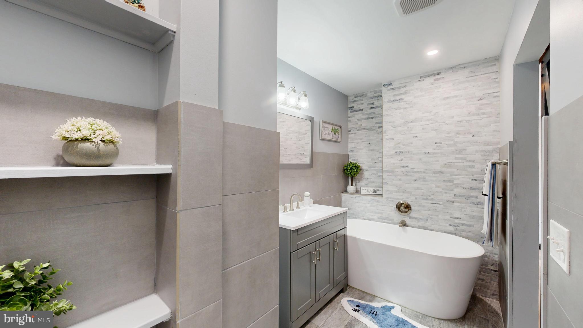 ORCHARD HILL - Residential