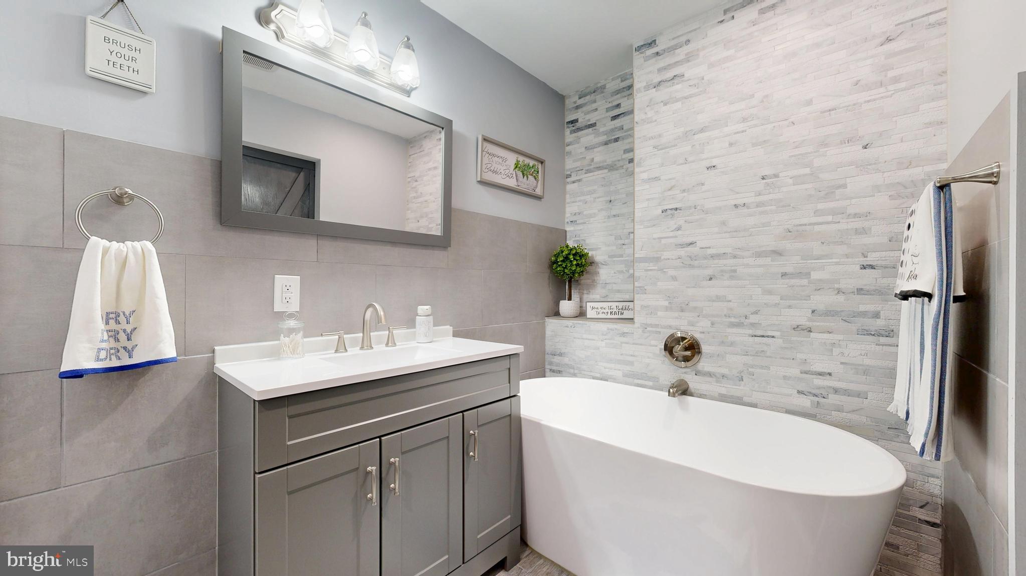 ORCHARD HILL - Residential