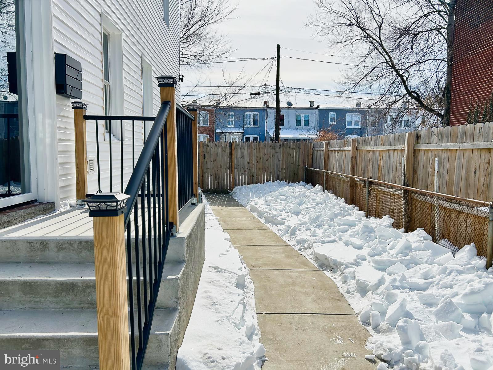 ARLINGTON - Residential