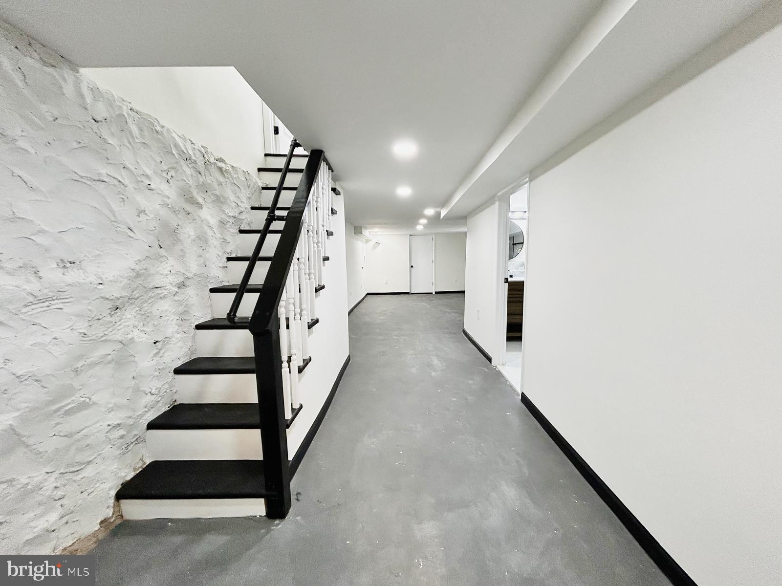 ARLINGTON - Residential