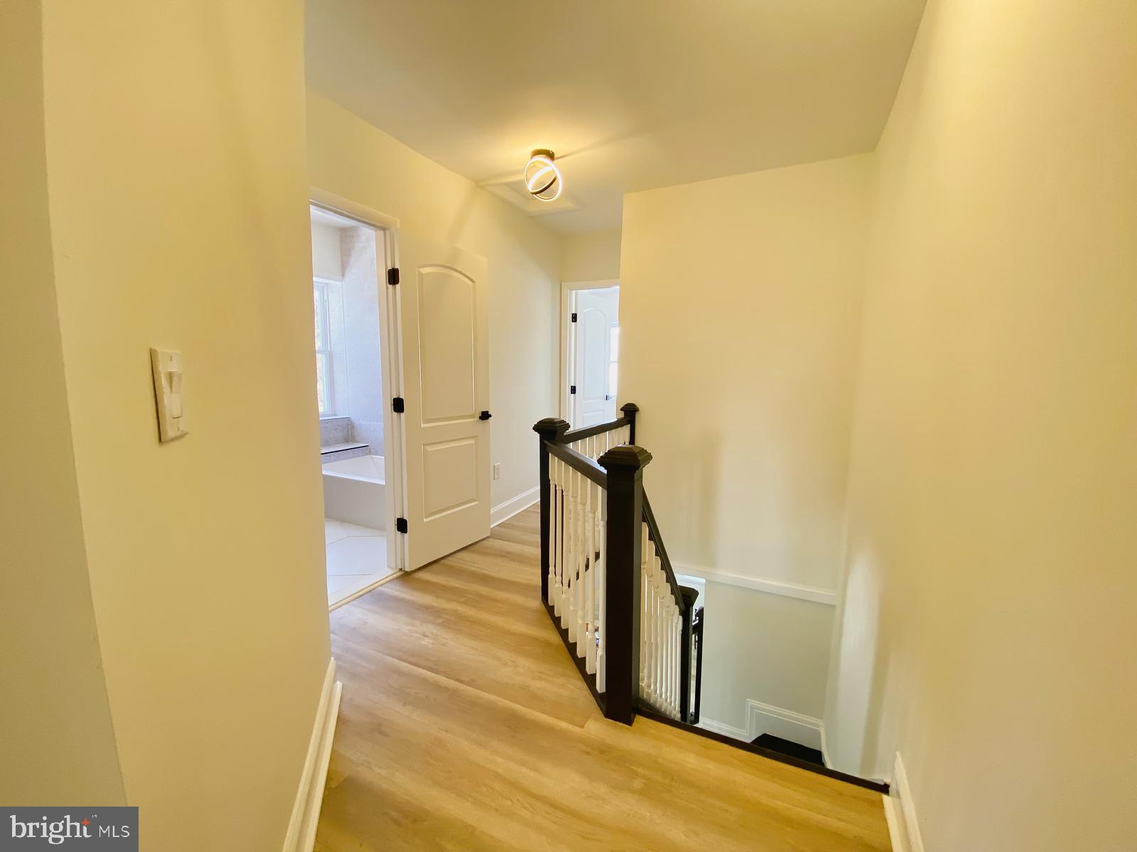 ARLINGTON - Residential