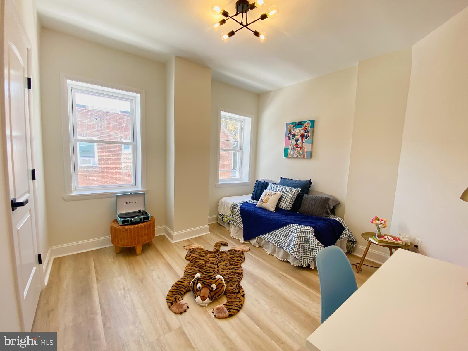 ARLINGTON - Residential