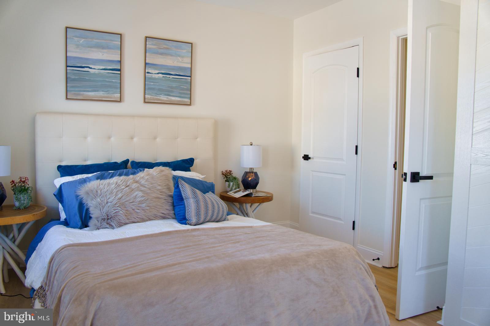 ARLINGTON - Residential