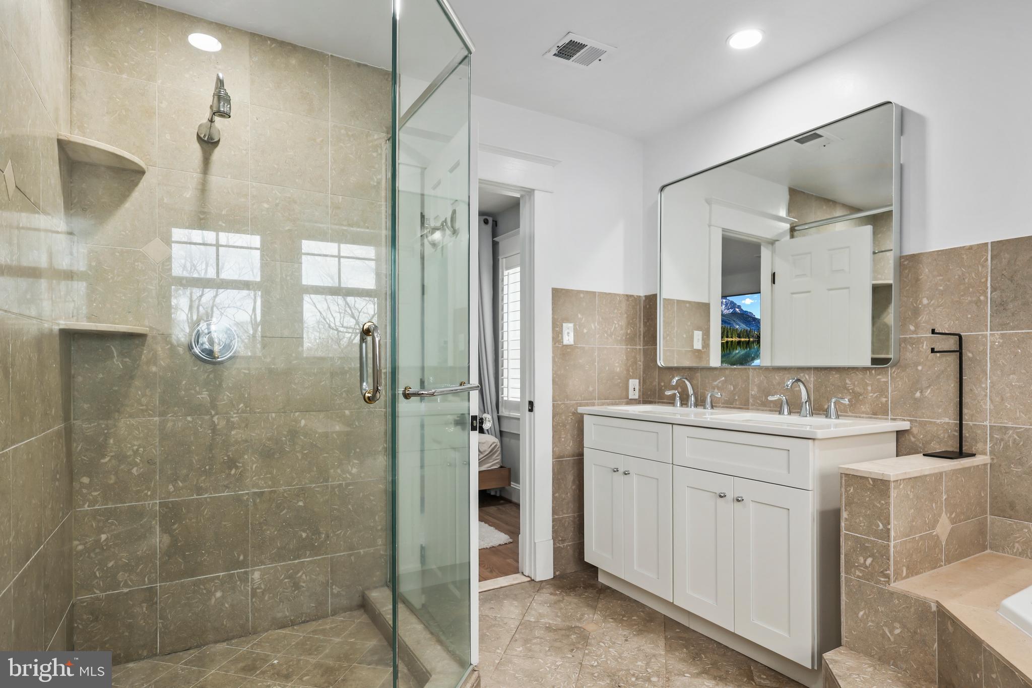 ROBNEL - Residential