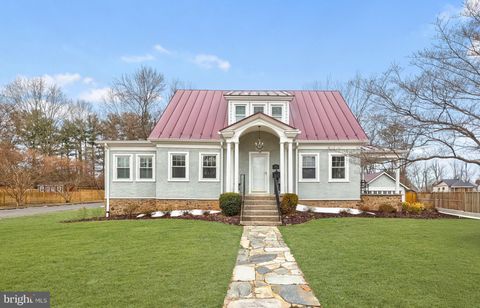 Homes For Sale - 9016 Grant Avenue<br/> MANASSAS, VA 20110