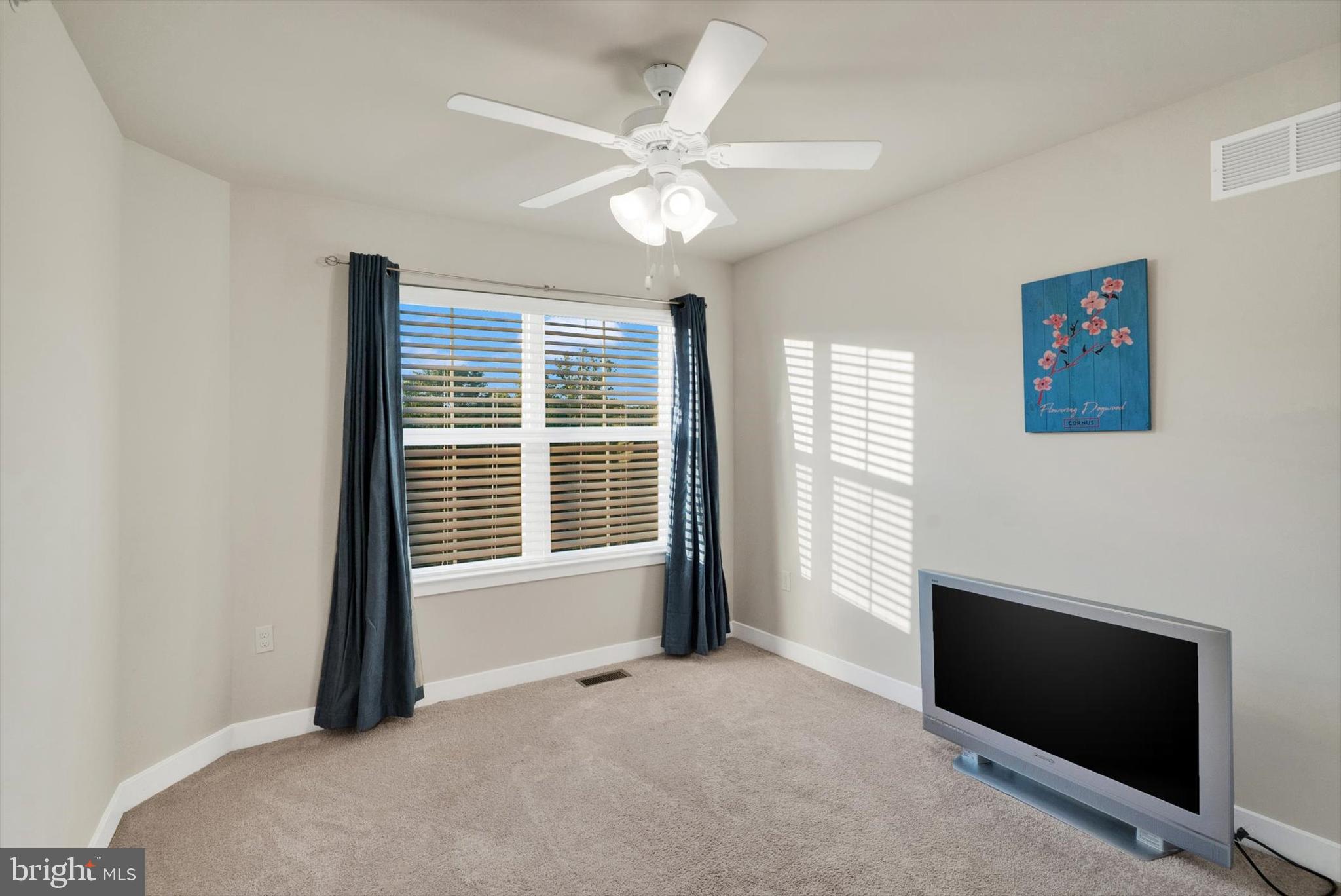 THE FIELDS AT CONSTITUTION SQUARE - Residential