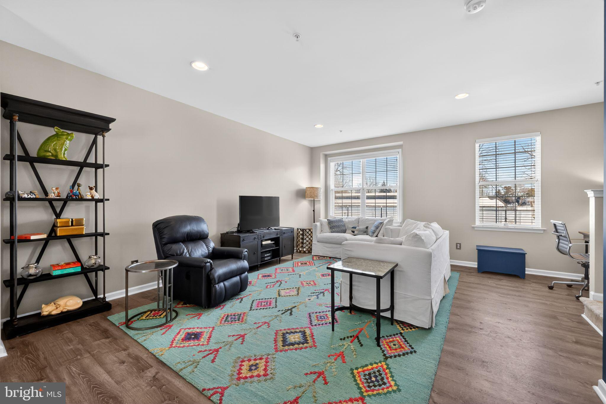 KEDRON STATION - Residential