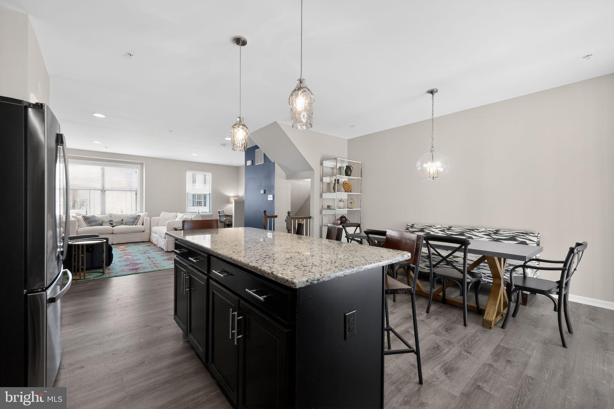 KEDRON STATION - Residential