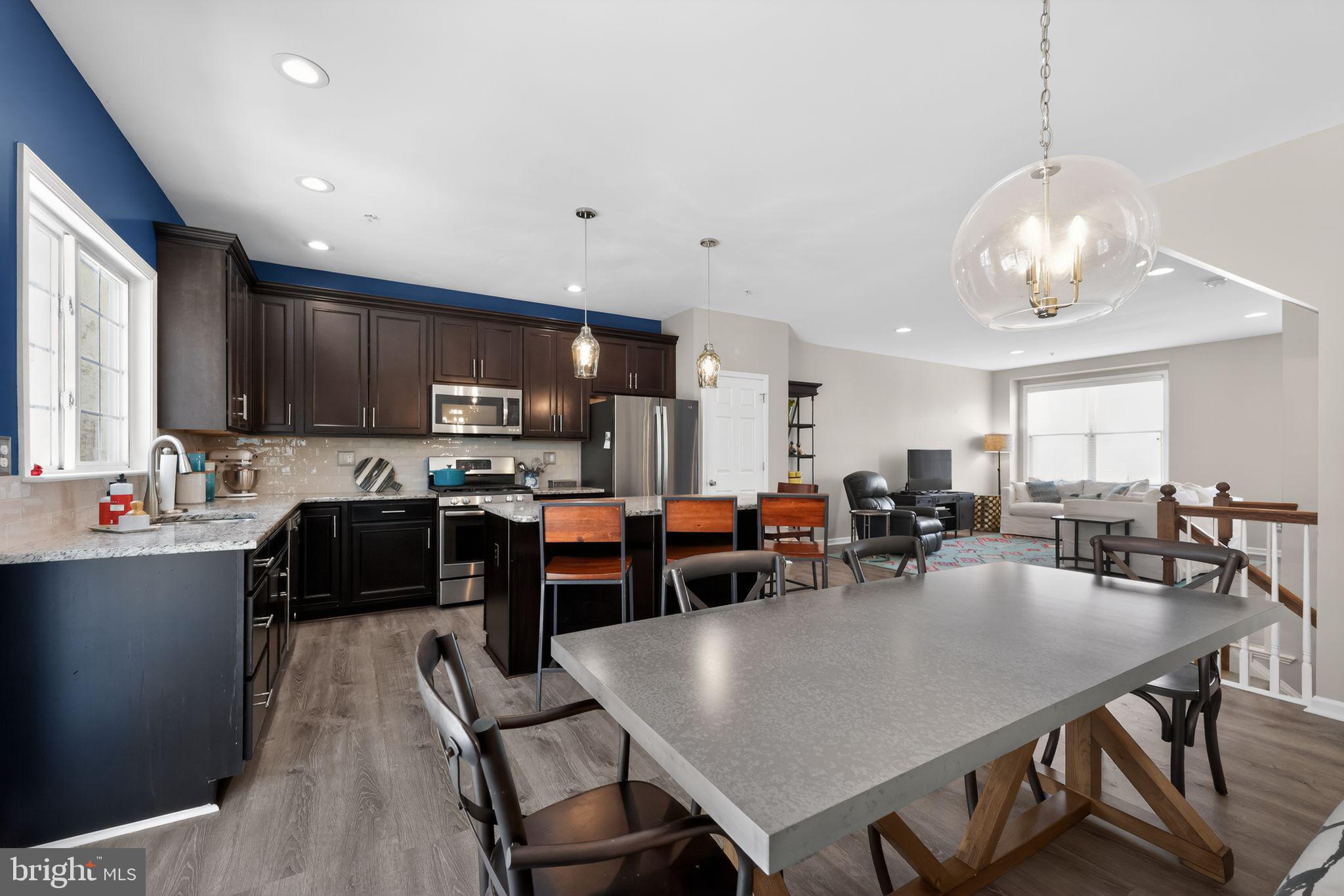 KEDRON STATION - Residential