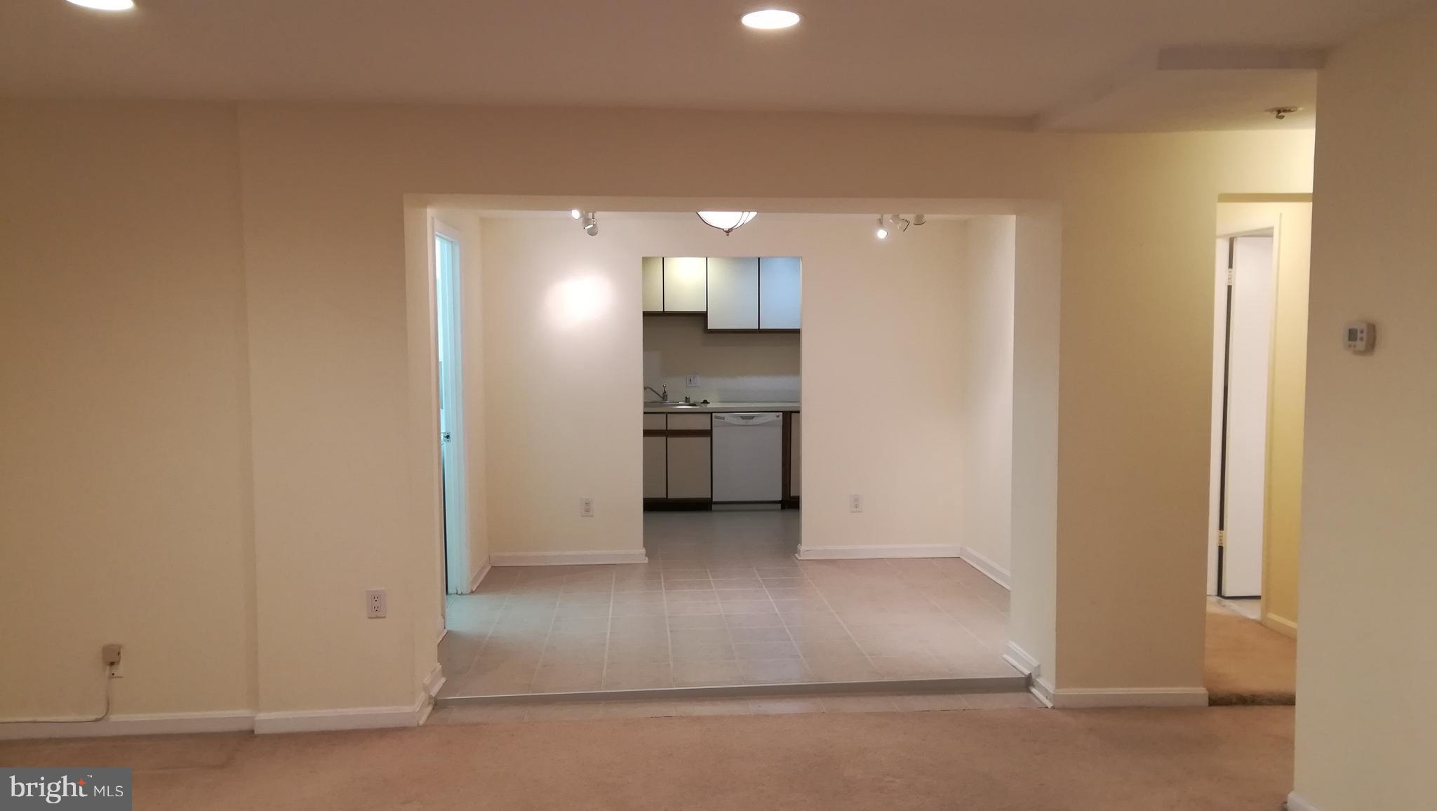 MC LEAN CHASE - Residential