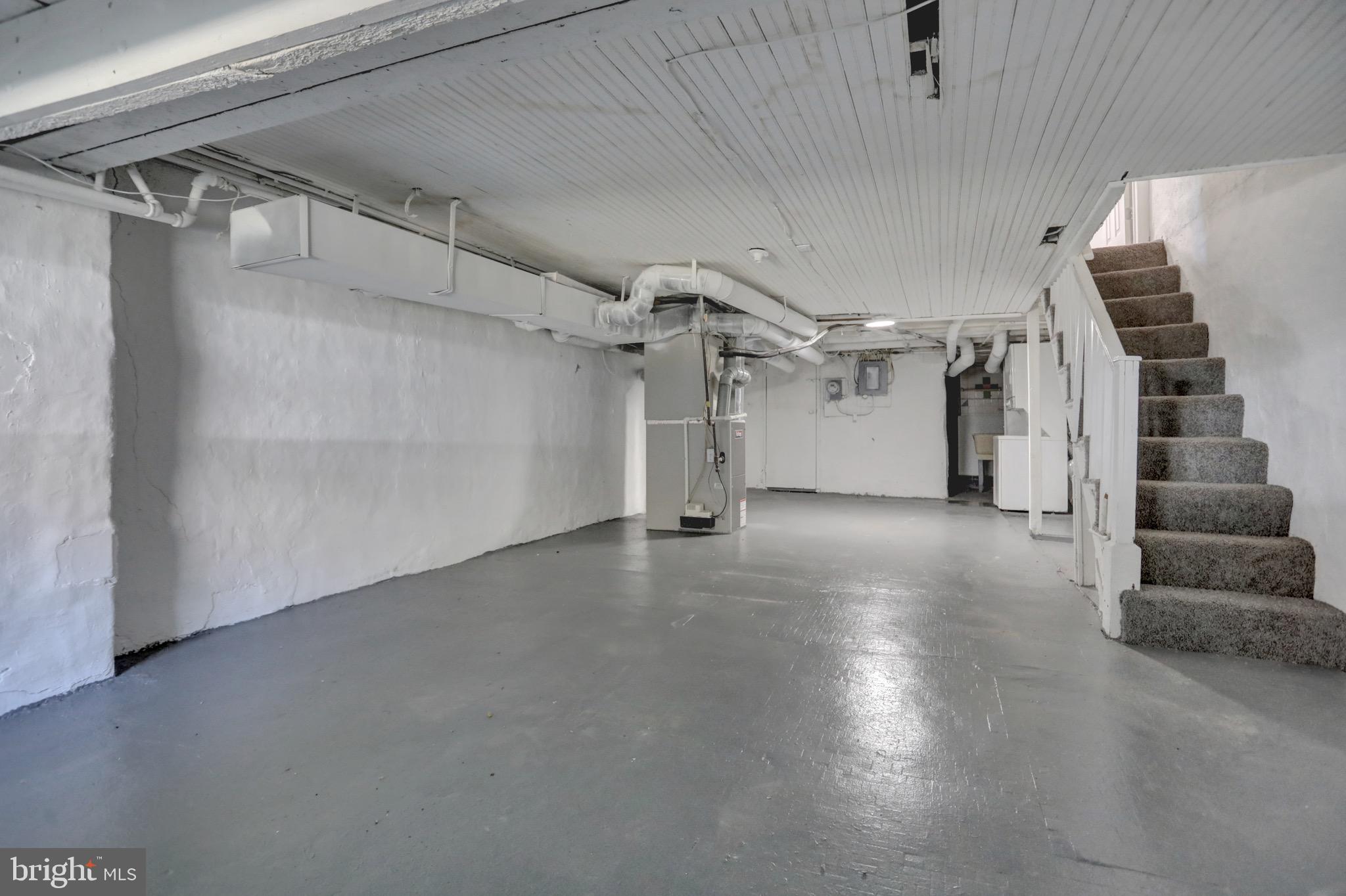 BIDDLE STREET - Residential Lease