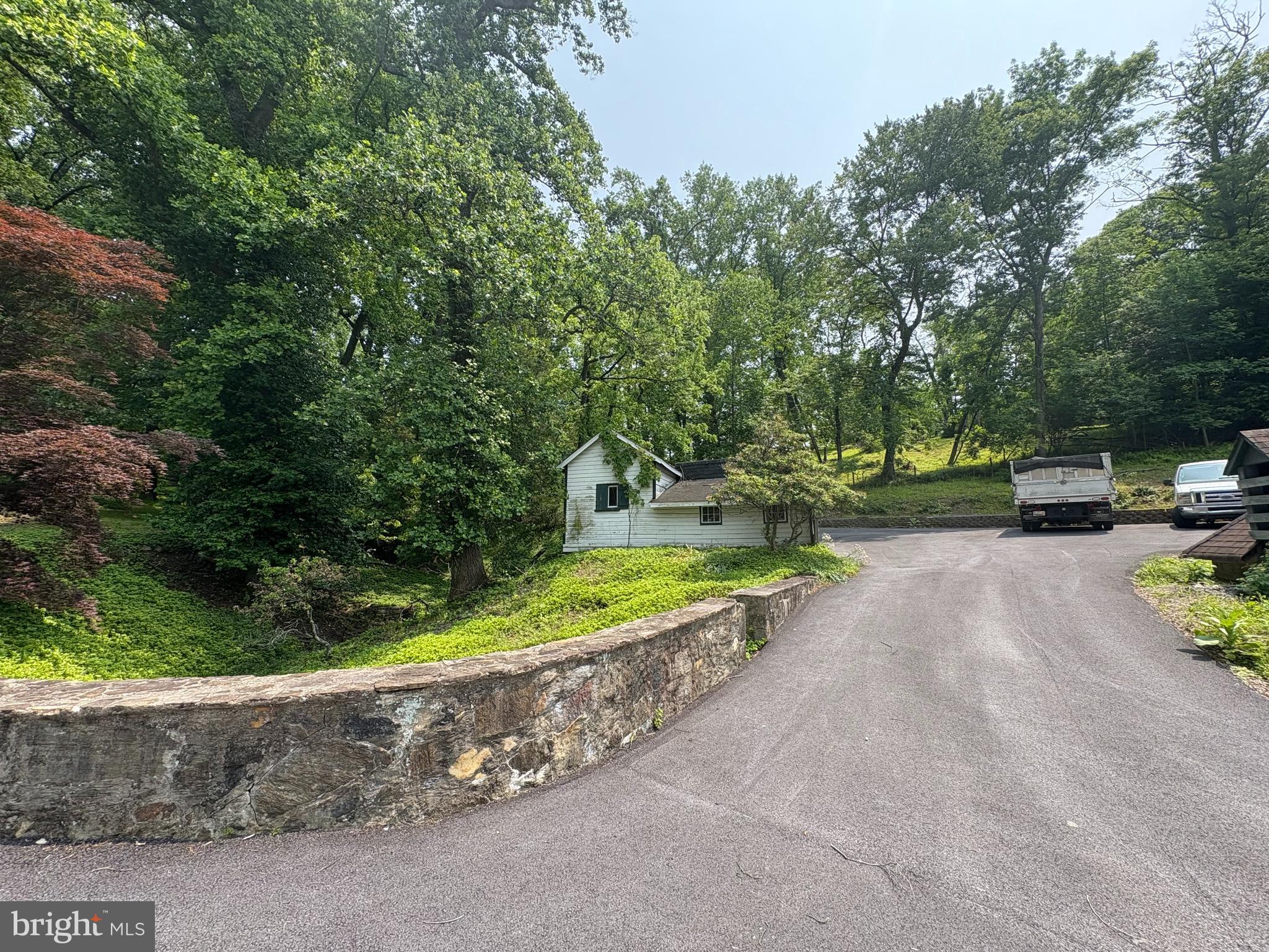 14943 YORK ROAD