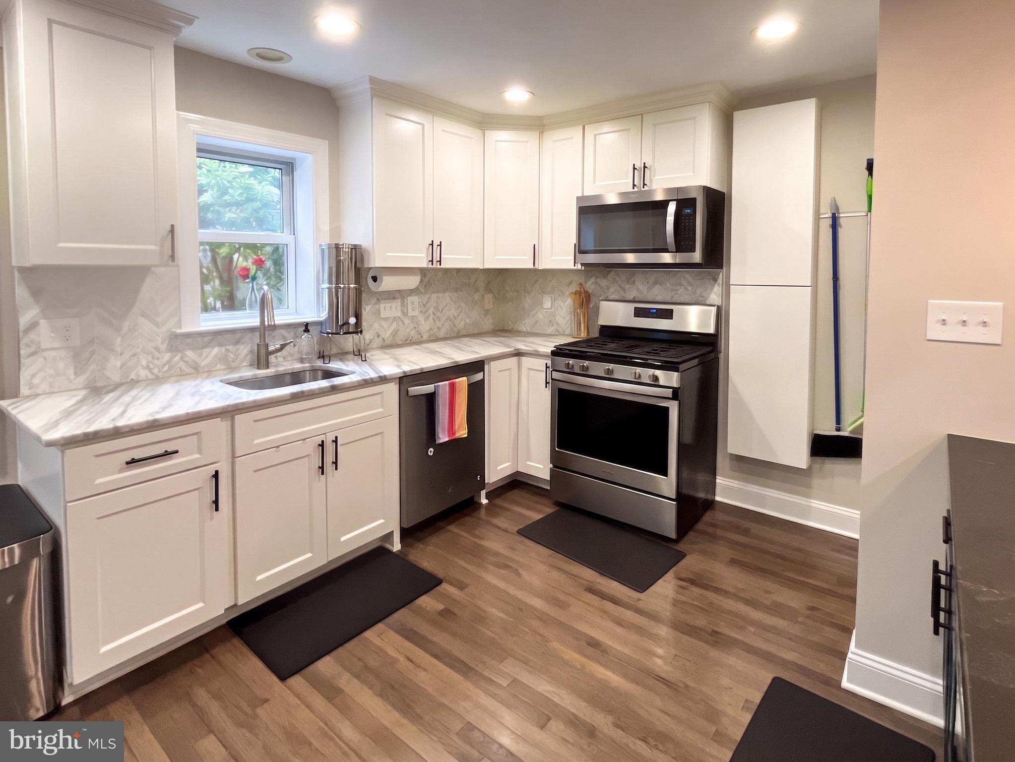 2329 RIVERVIEW TERRACE
