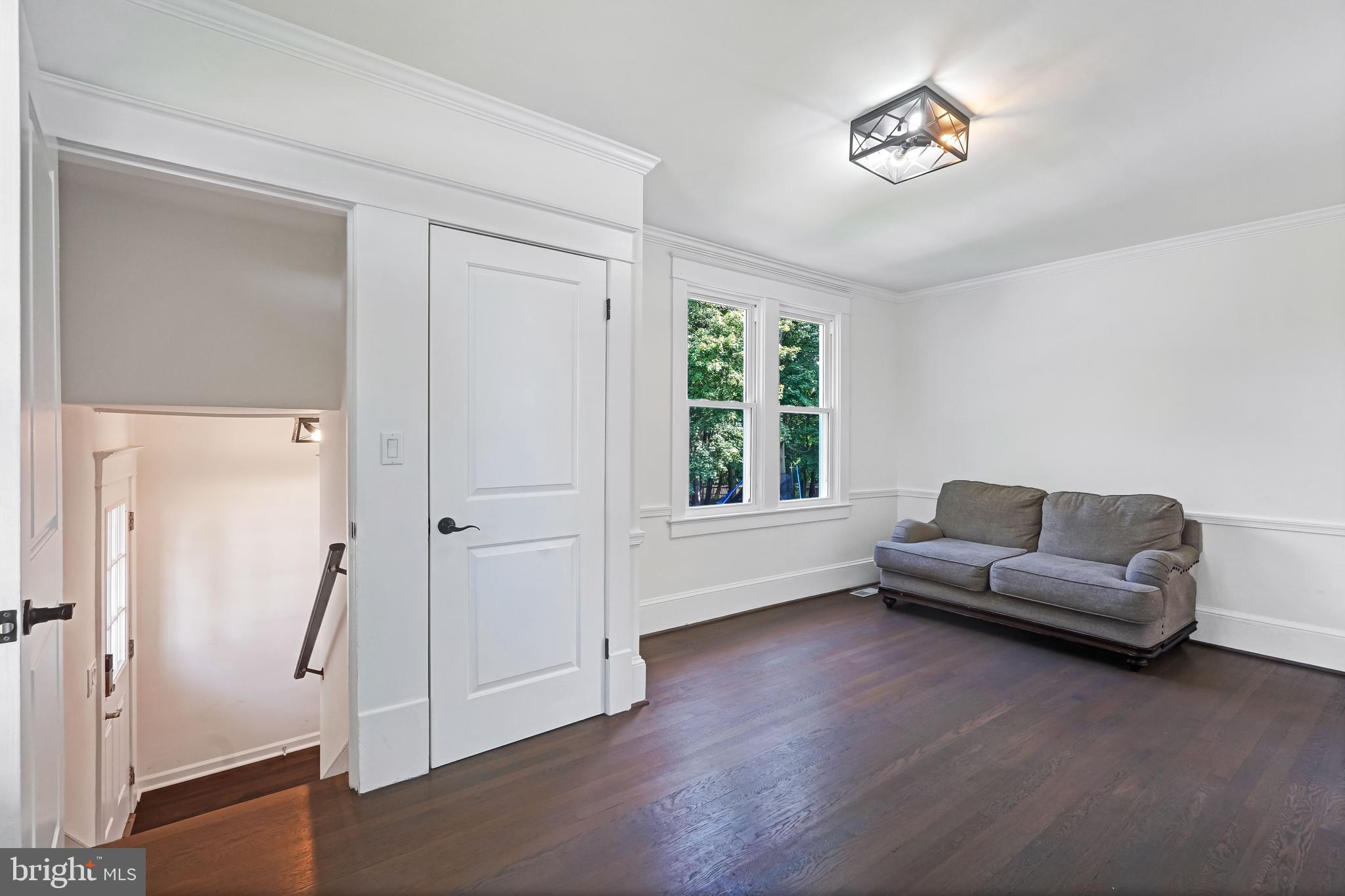 DAMASCUS OUTSIDE - Residential