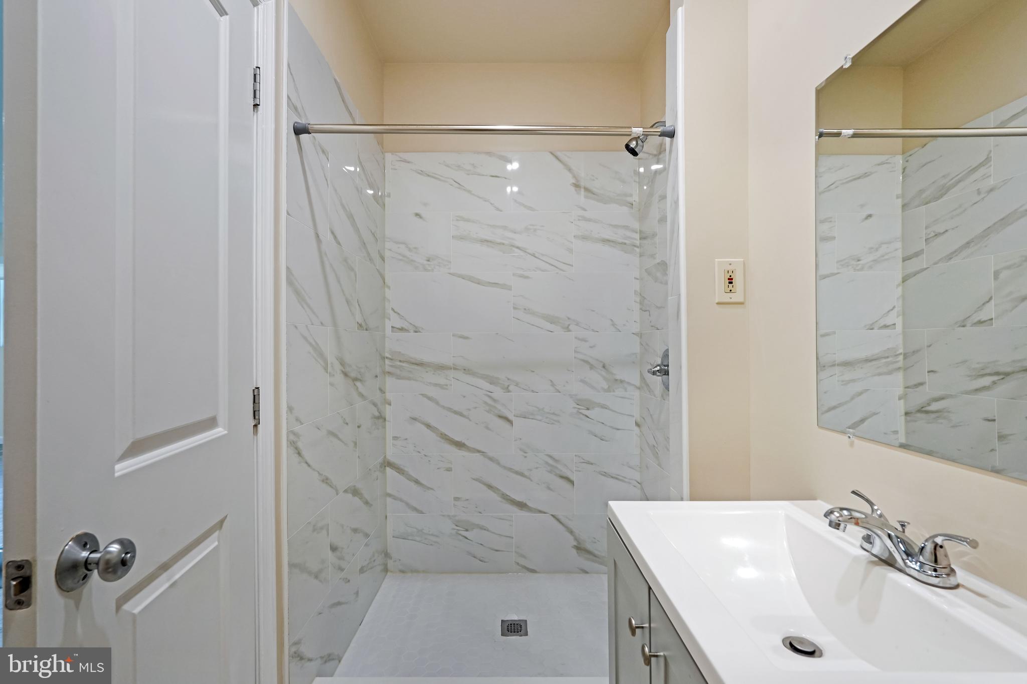 DAMASCUS OUTSIDE - Residential