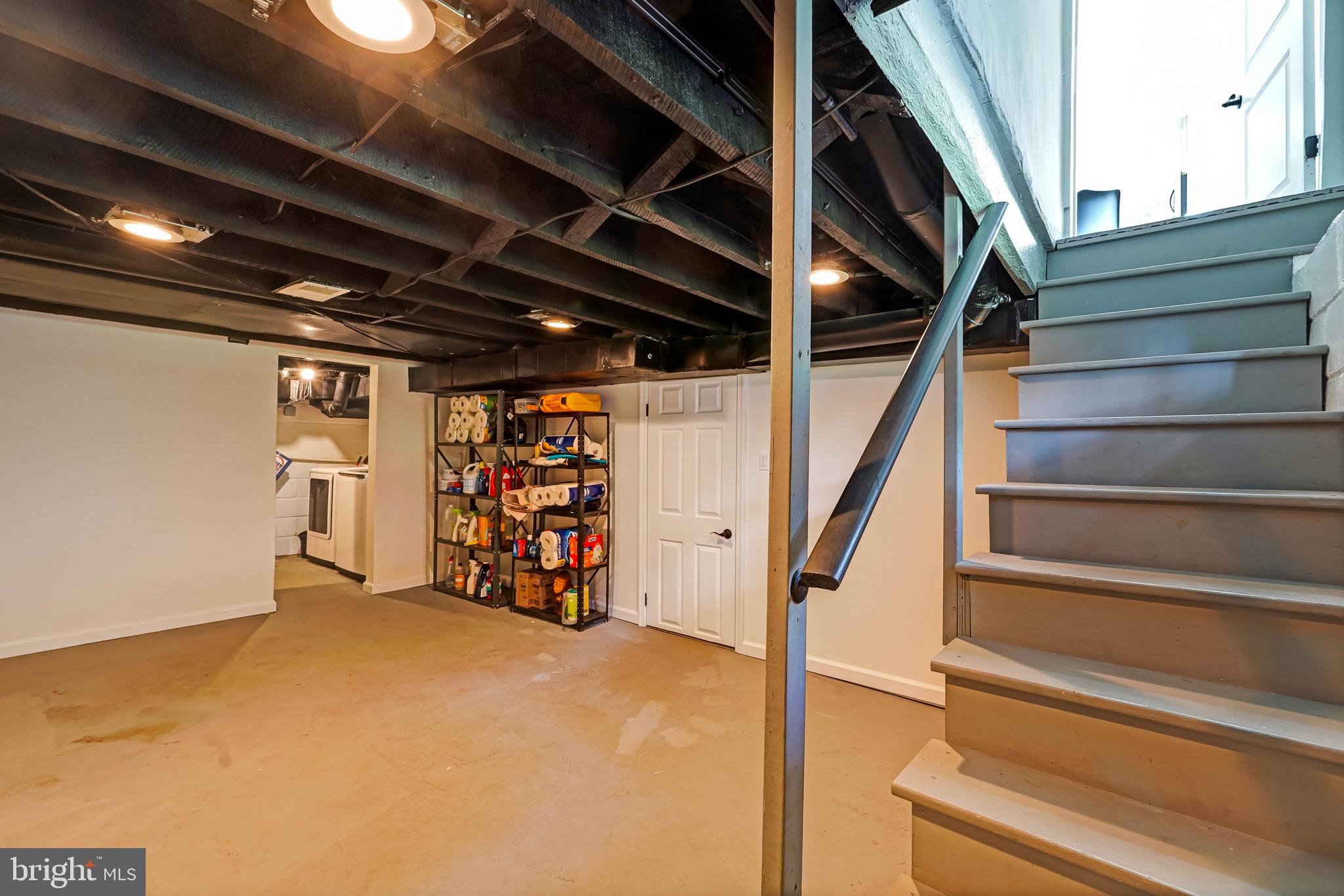 DAMASCUS OUTSIDE - Residential