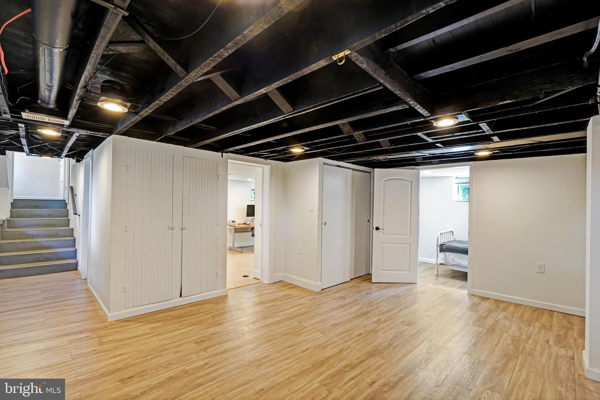 DAMASCUS OUTSIDE - Residential