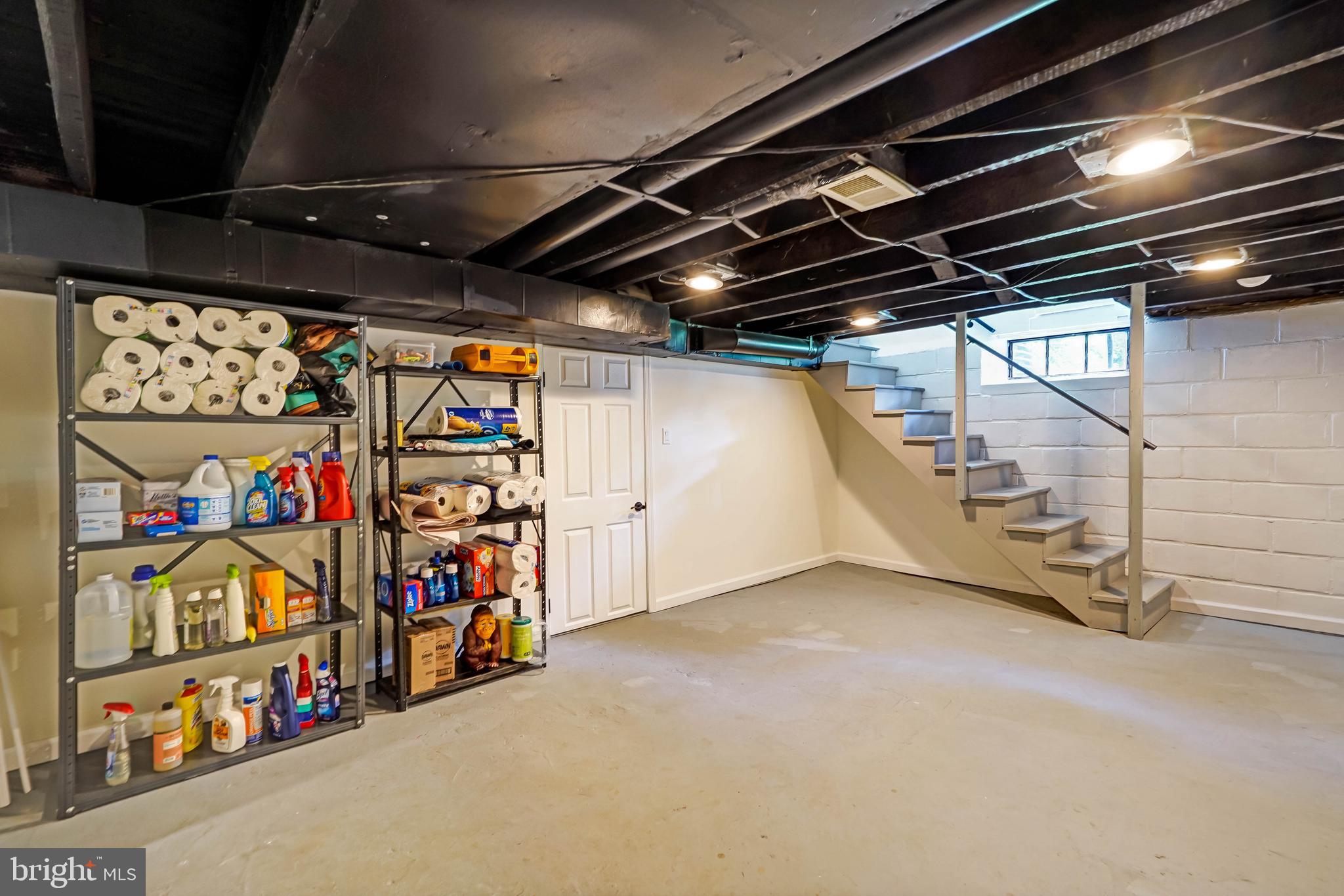 DAMASCUS OUTSIDE - Residential