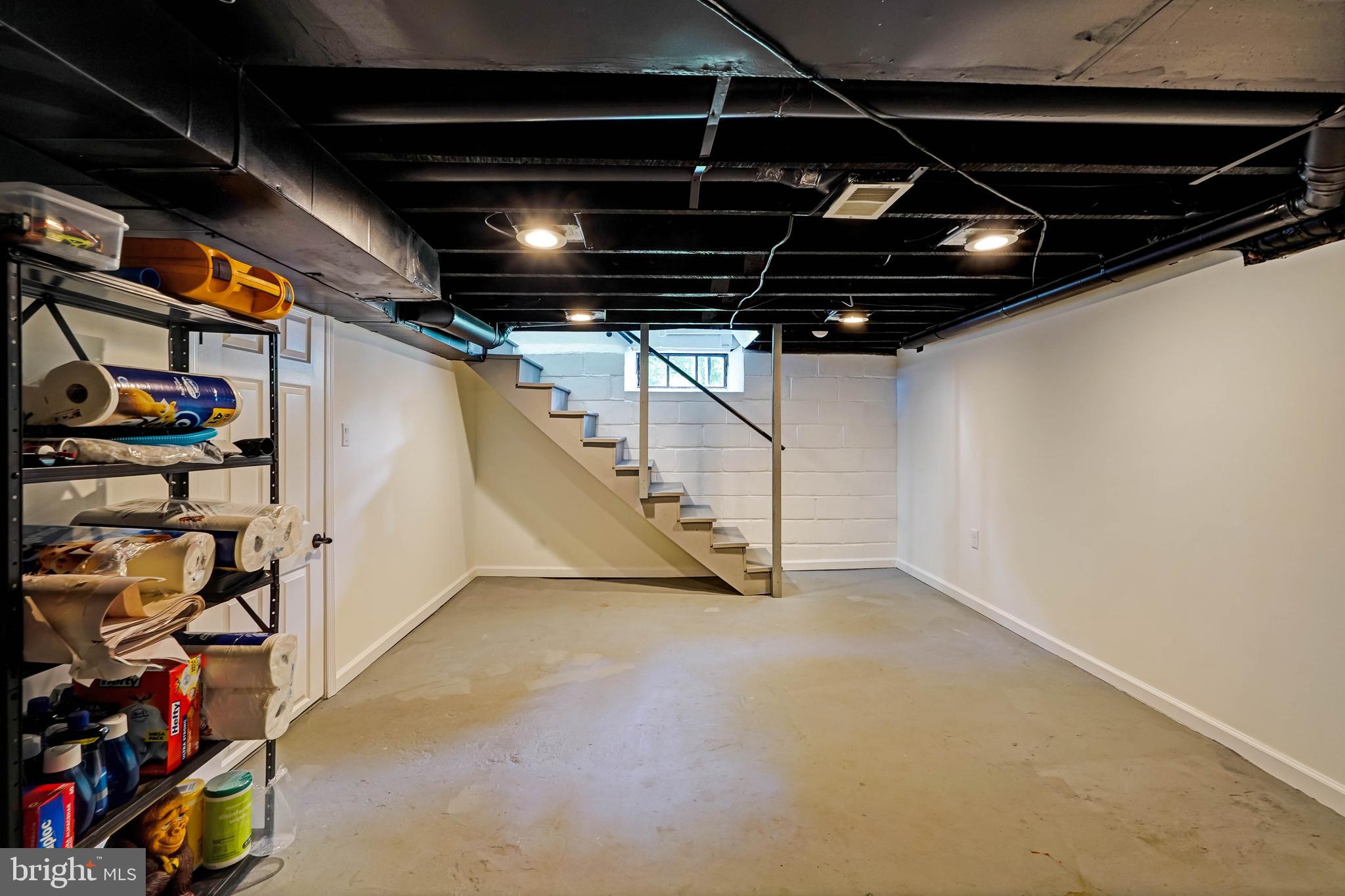 DAMASCUS OUTSIDE - Residential