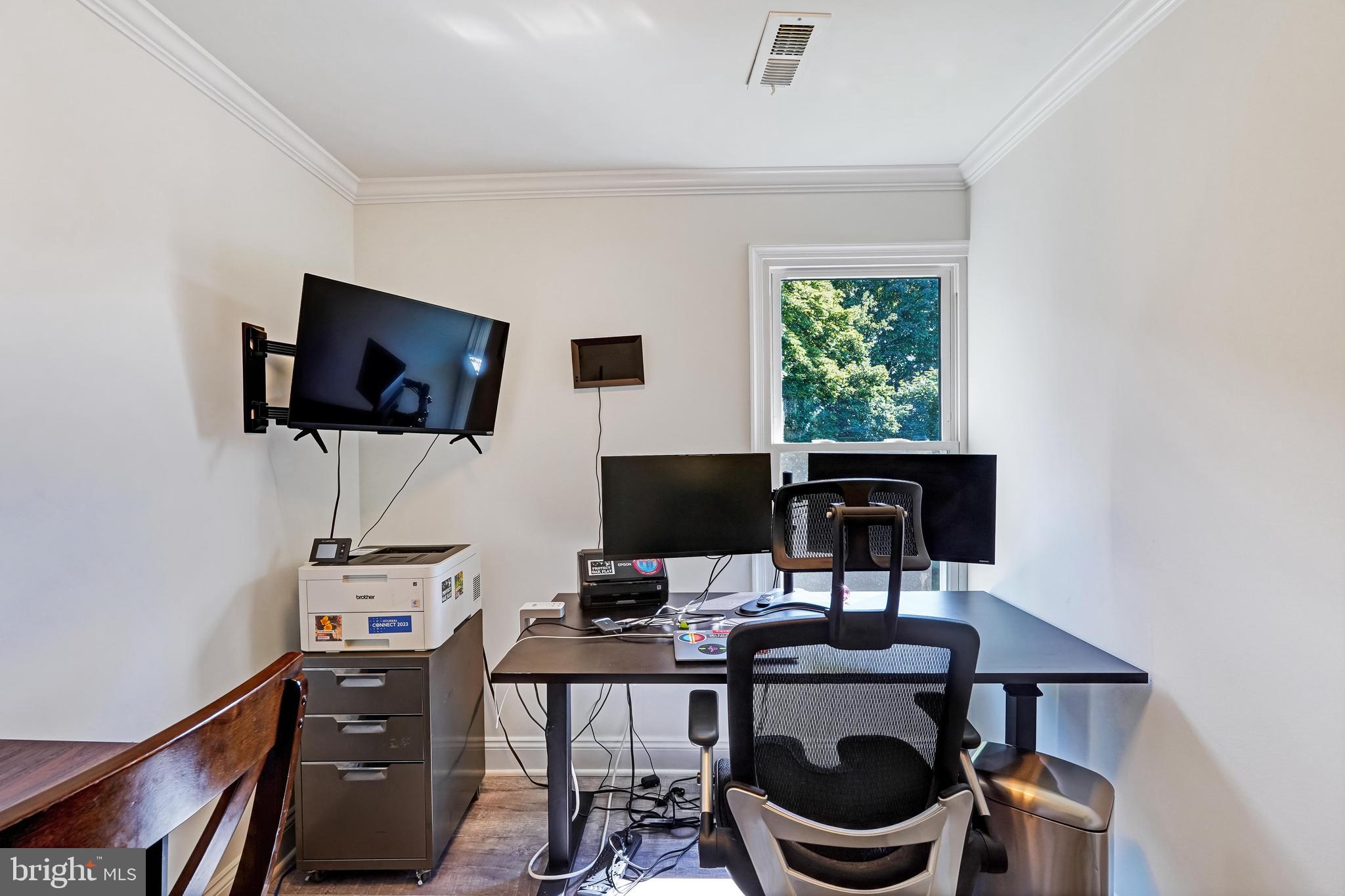 DAMASCUS OUTSIDE - Residential