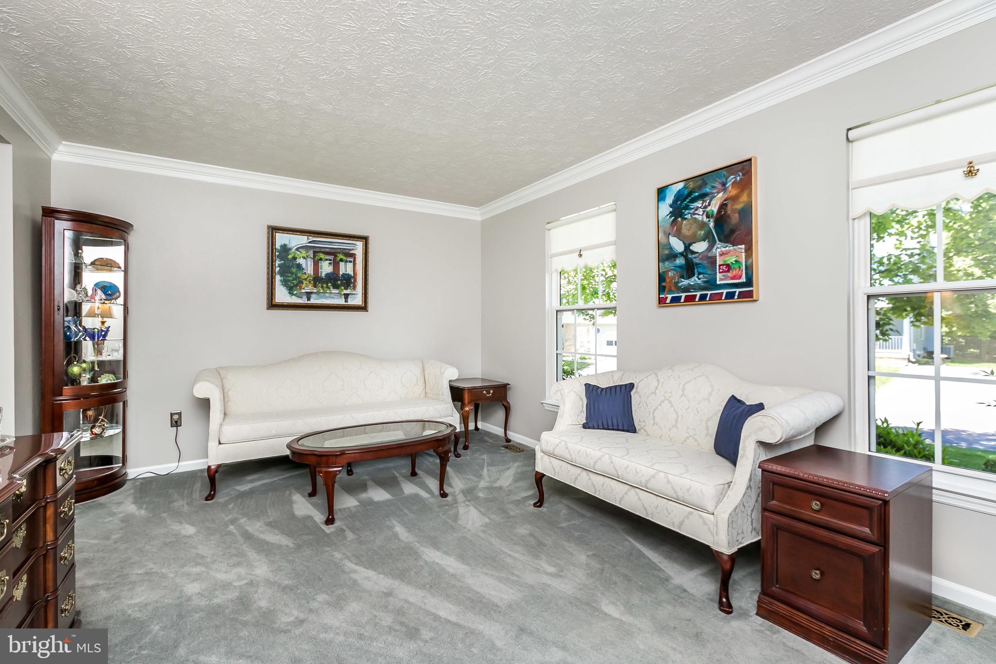 VALLEY STREAM ESTATES - Residential