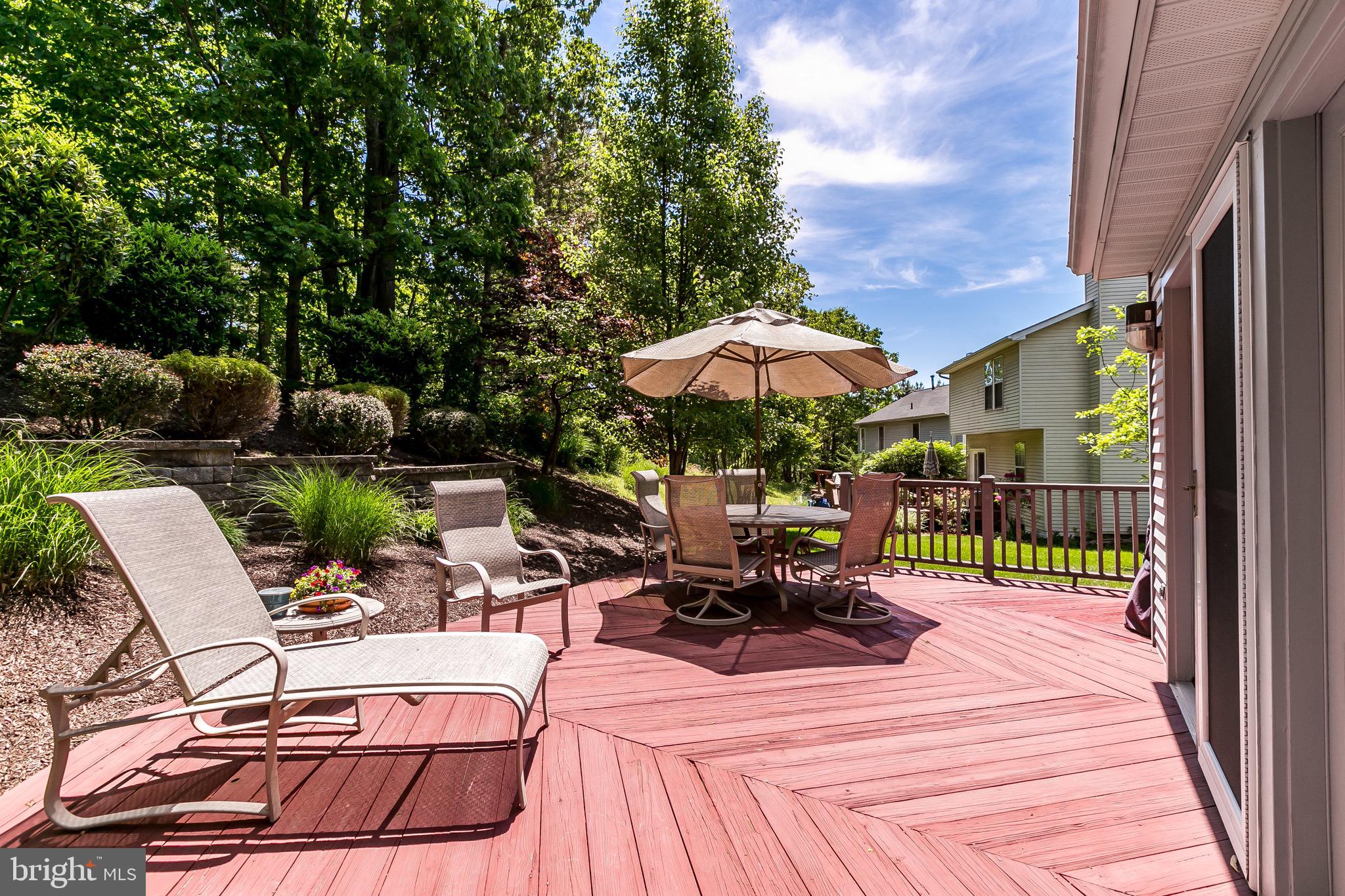 VALLEY STREAM ESTATES - Residential