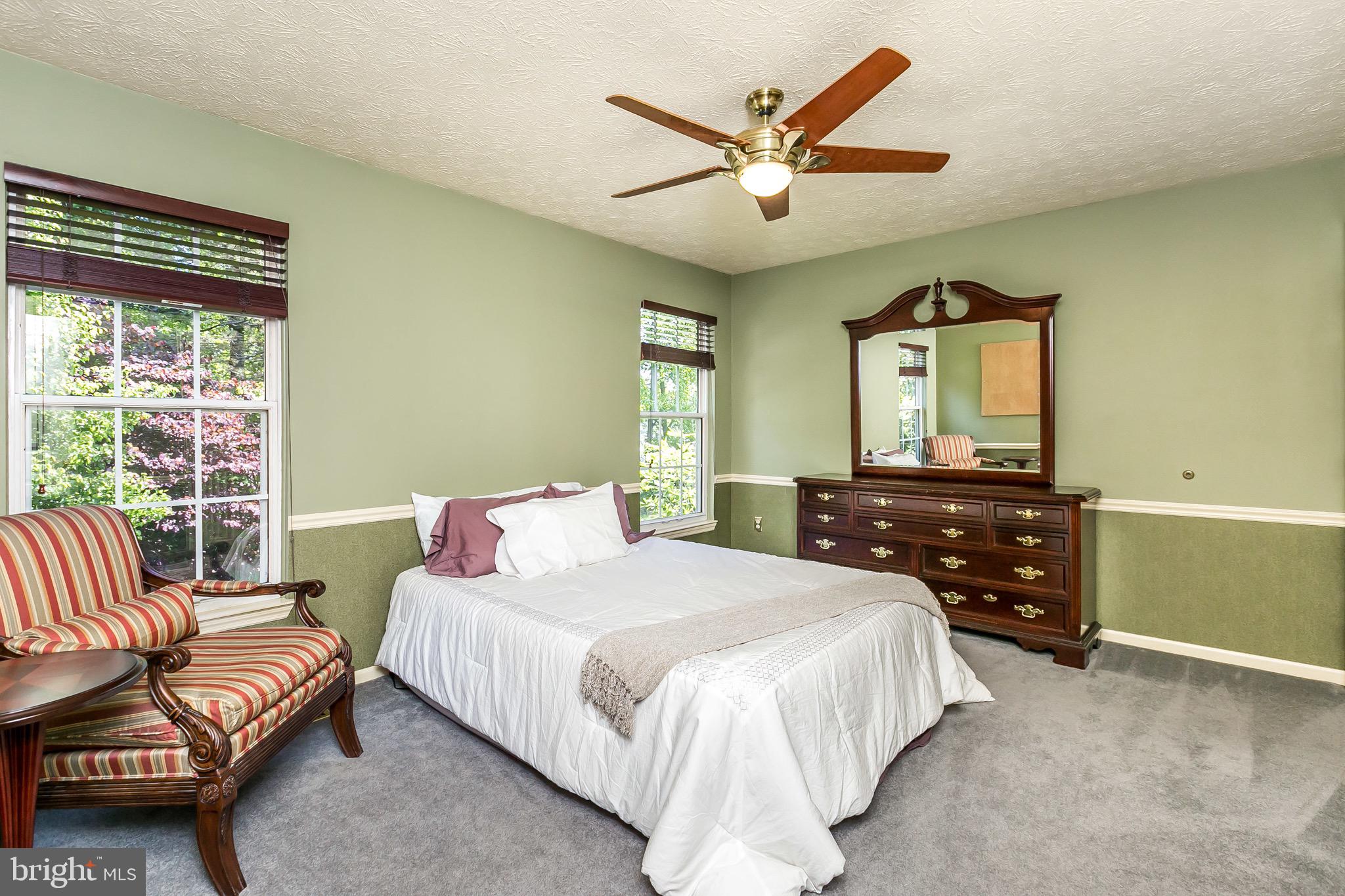 VALLEY STREAM ESTATES - Residential