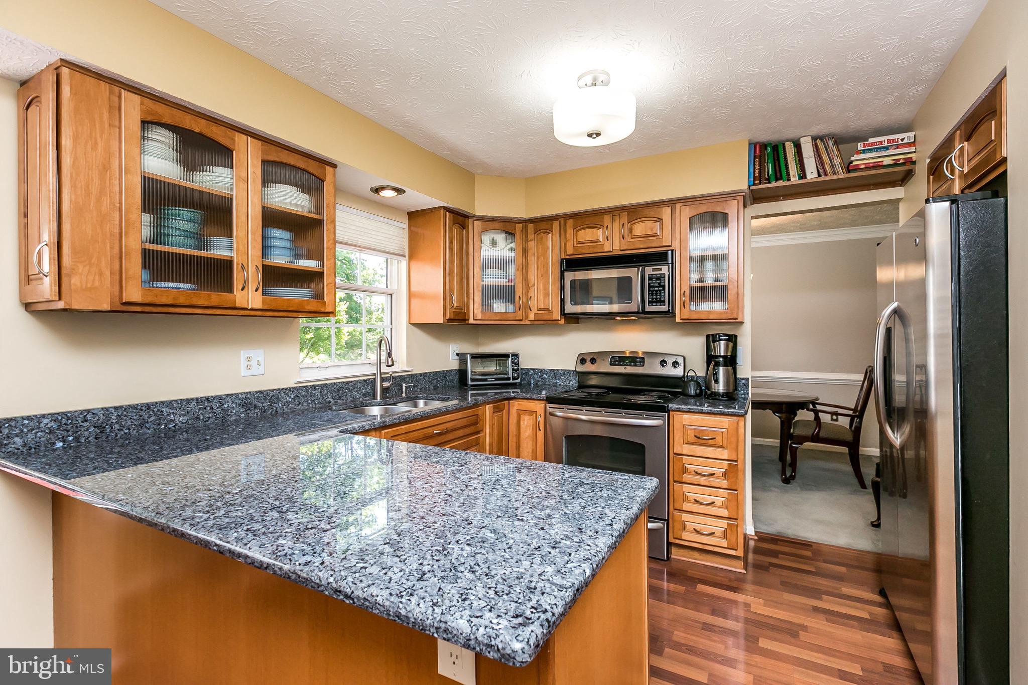 VALLEY STREAM ESTATES - Residential