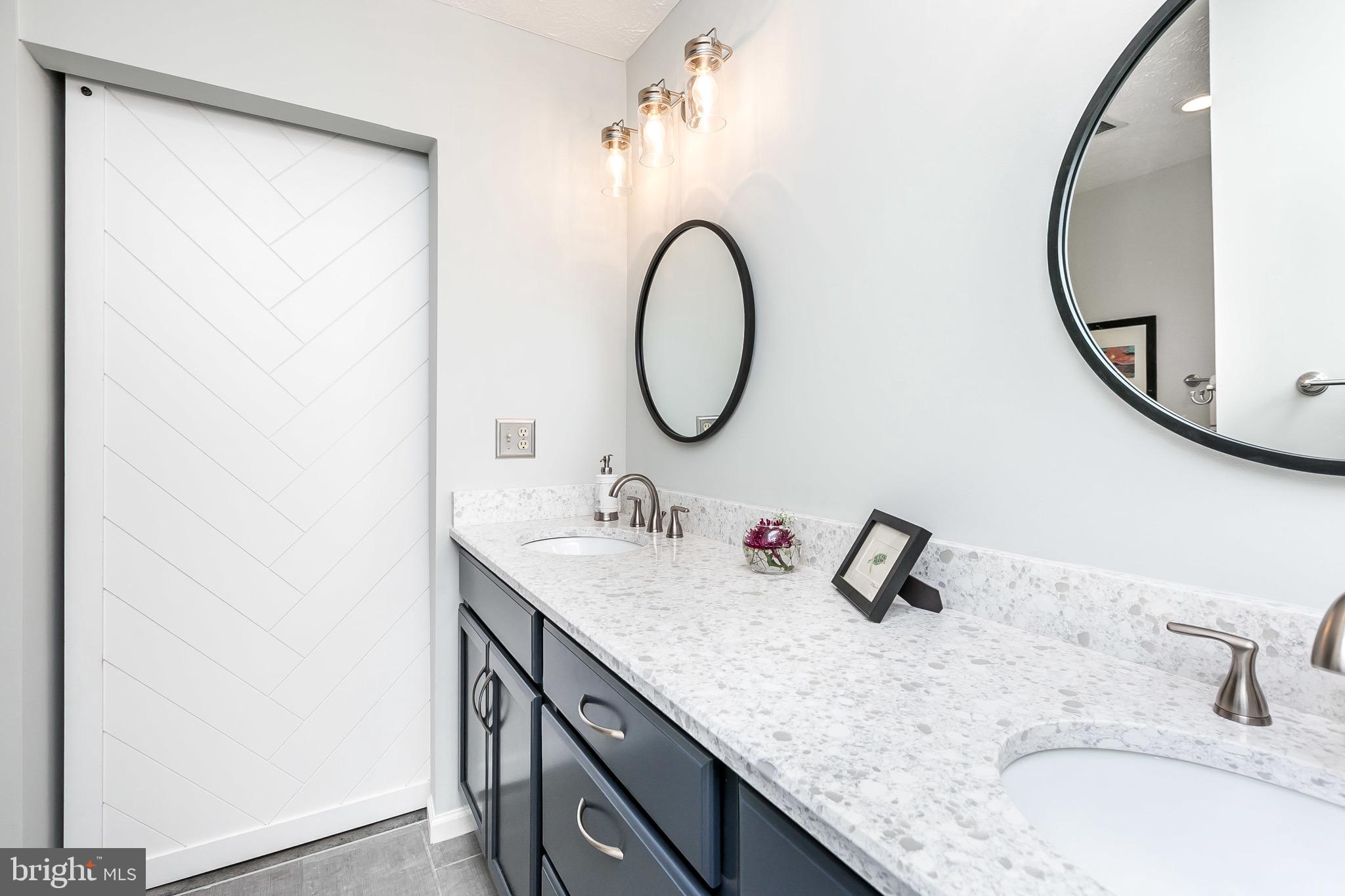 VALLEY STREAM ESTATES - Residential