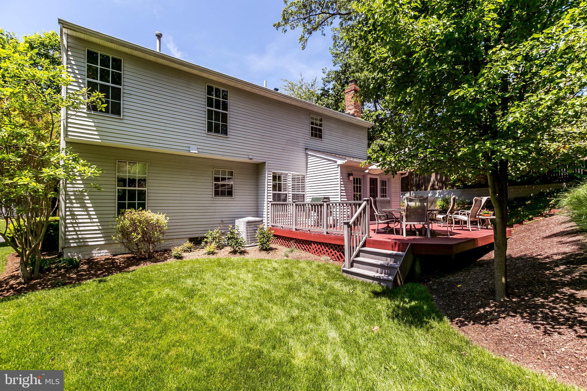 VALLEY STREAM ESTATES - Residential