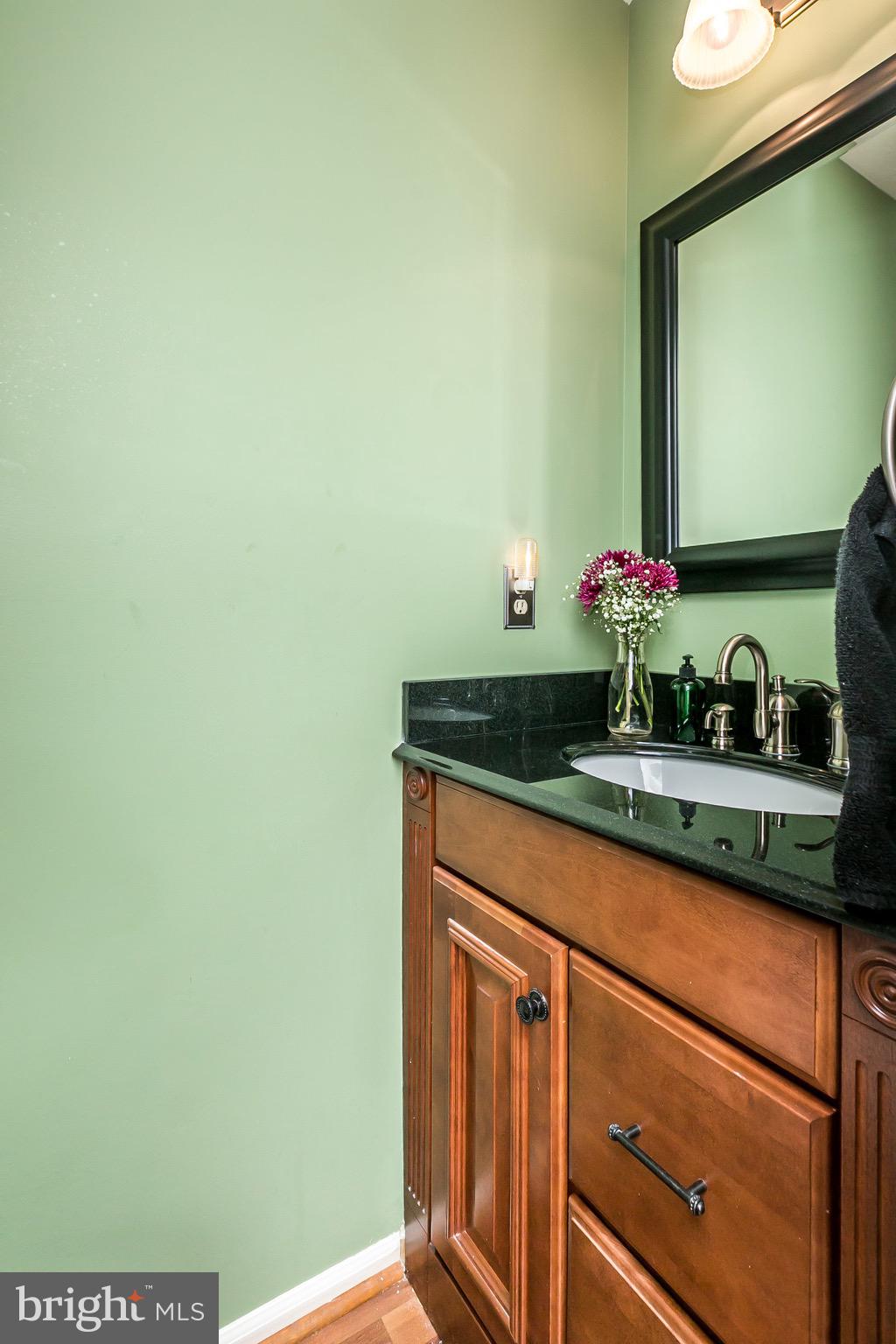 VALLEY STREAM ESTATES - Residential