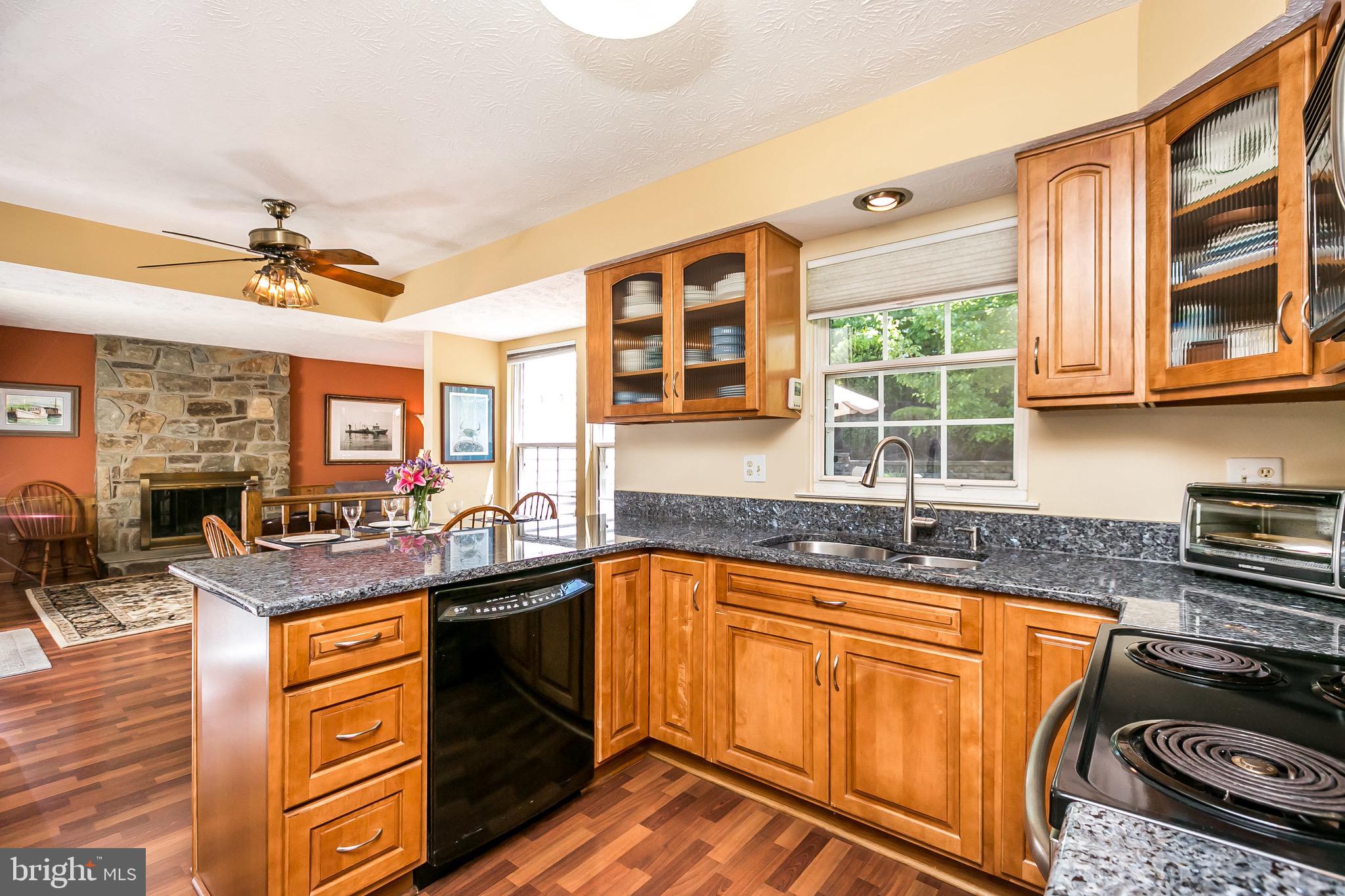 VALLEY STREAM ESTATES - Residential