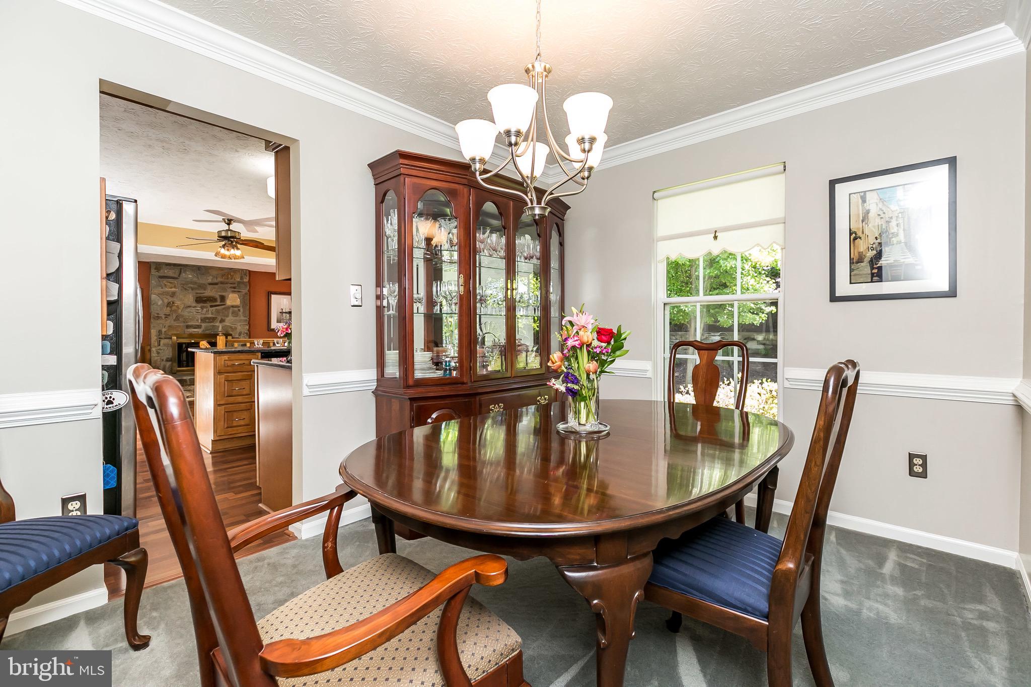 VALLEY STREAM ESTATES - Residential