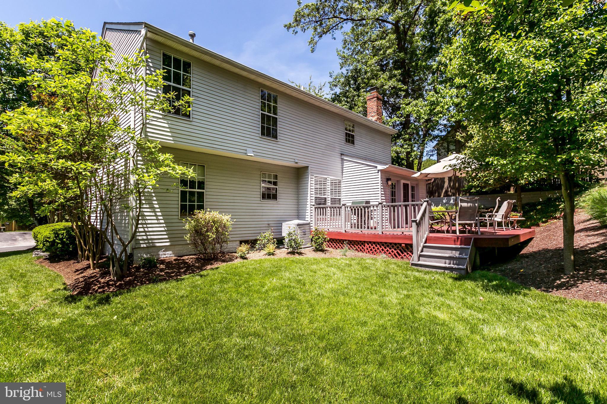 VALLEY STREAM ESTATES - Residential